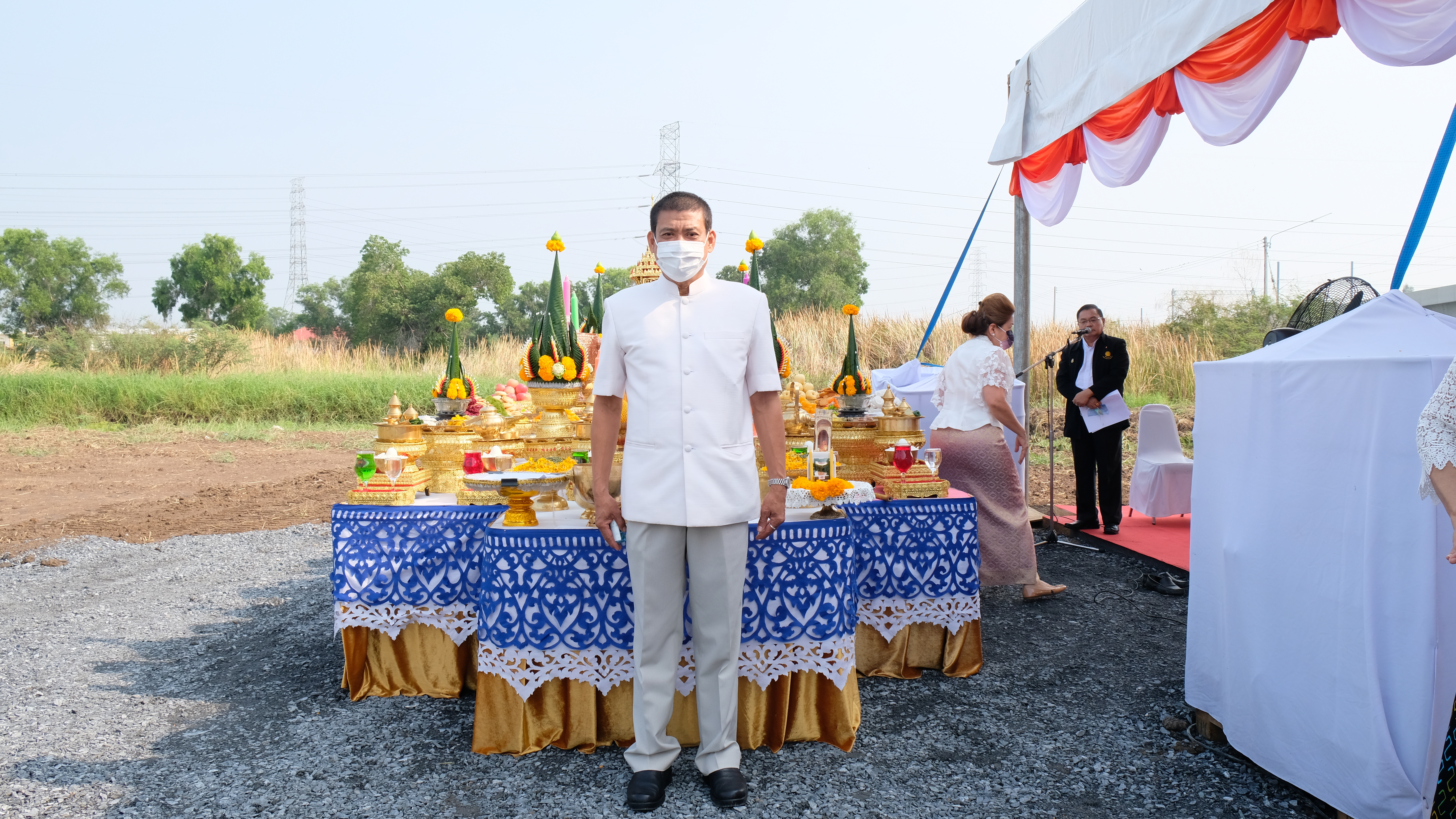 พจ.ปทุมธานี “ร่วมพิธีบูรณะปฏิสังขรณ์ “ยกวัดร้างเป็นวัดให้มีพระภิกษุอยู่จำพรรษา” และพิธีบวงสรวงบูชาเทพยดา”