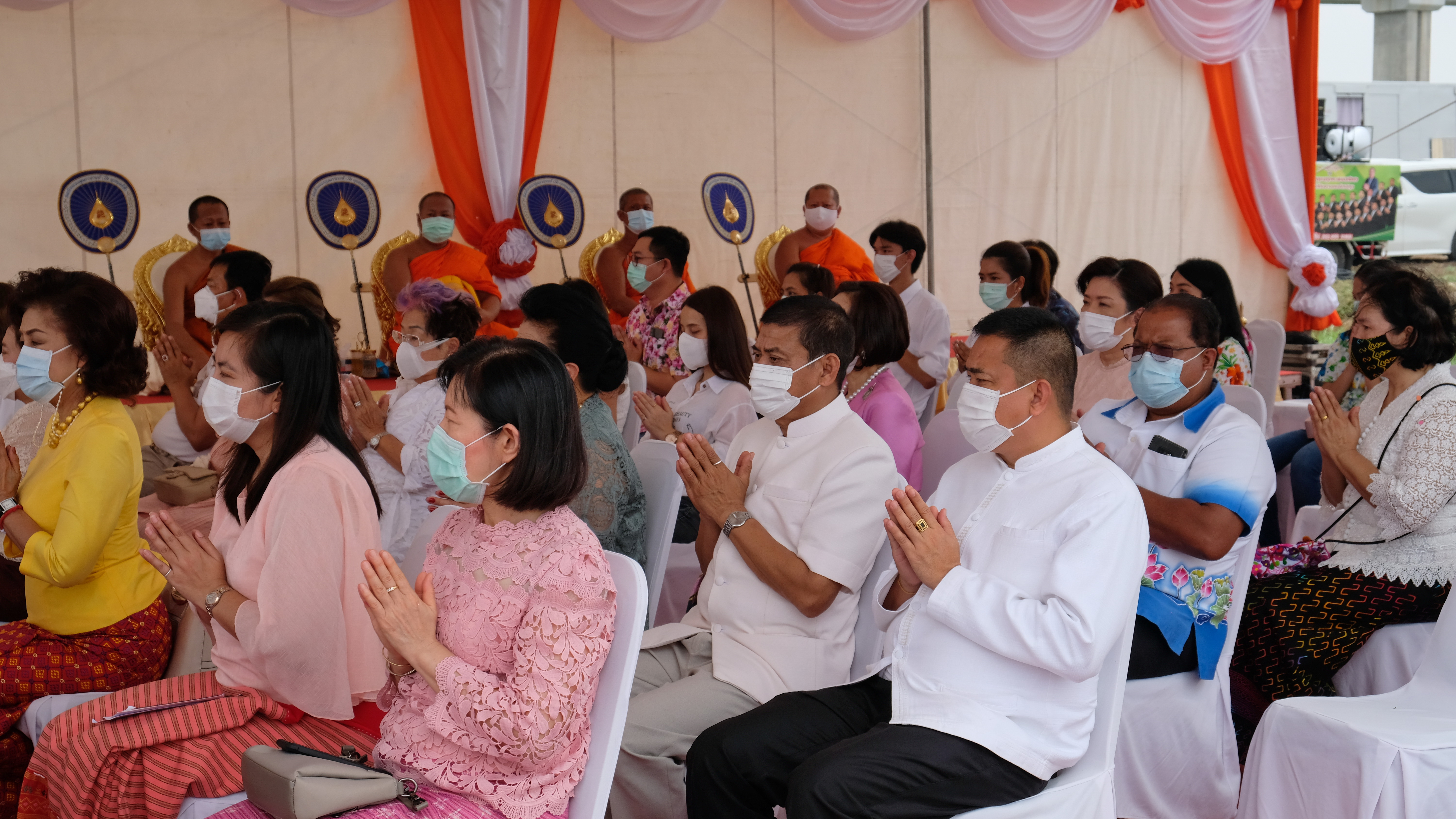 พจ.ปทุมธานี “ร่วมพิธีบูรณะปฏิสังขรณ์ “ยกวัดร้างเป็นวัดให้มีพระภิกษุอยู่จำพรรษา” และพิธีบวงสรวงบูชาเทพยดา”