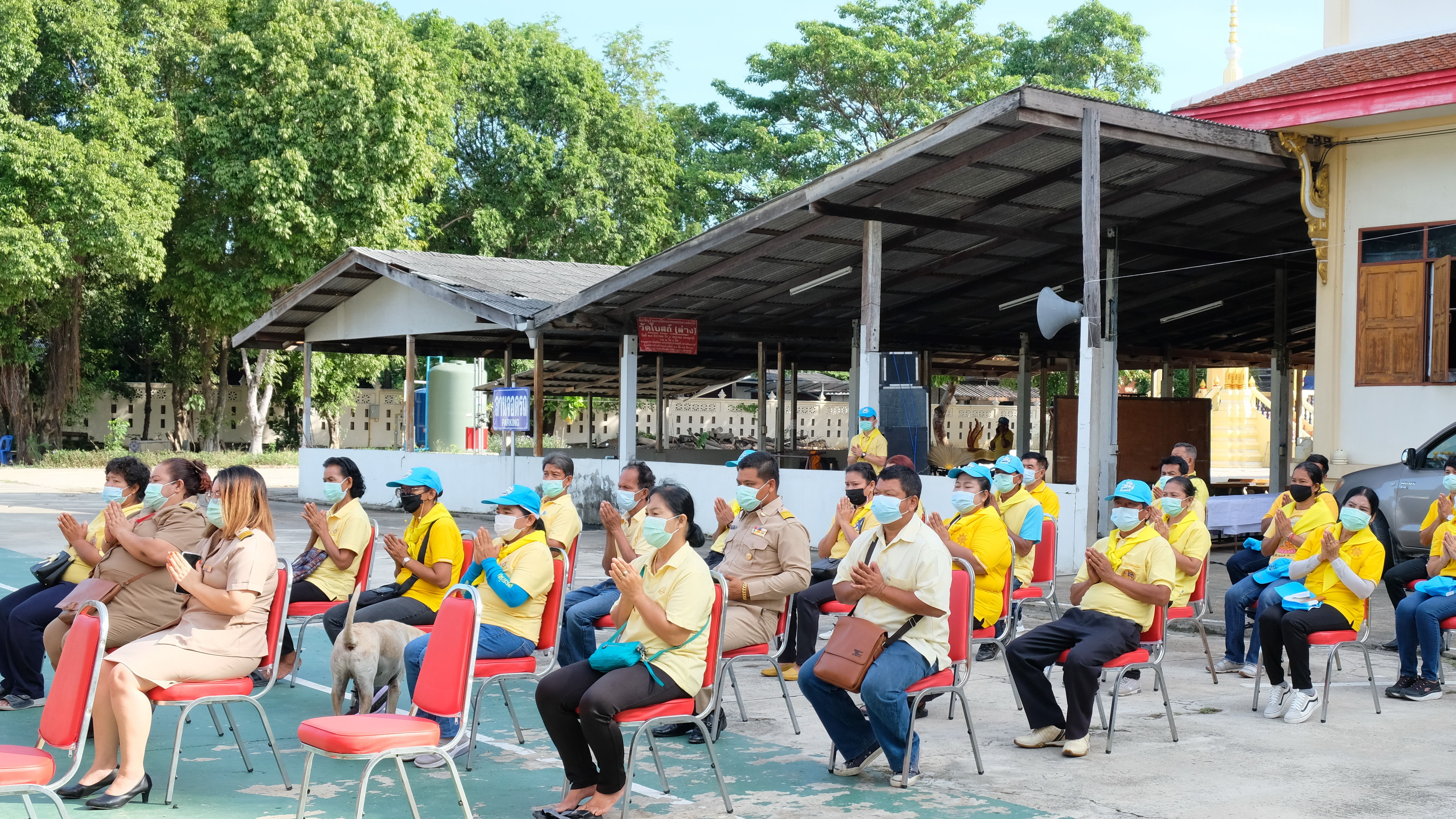 พช.ปทุมธานี “ร่วมพิธีบวงสรวงพื้นที่ดำเนินโครงการพระราชทาน โคก หนอง นา แห่งน้ำใจ และความหวัง วัดเกาะเกรียง”