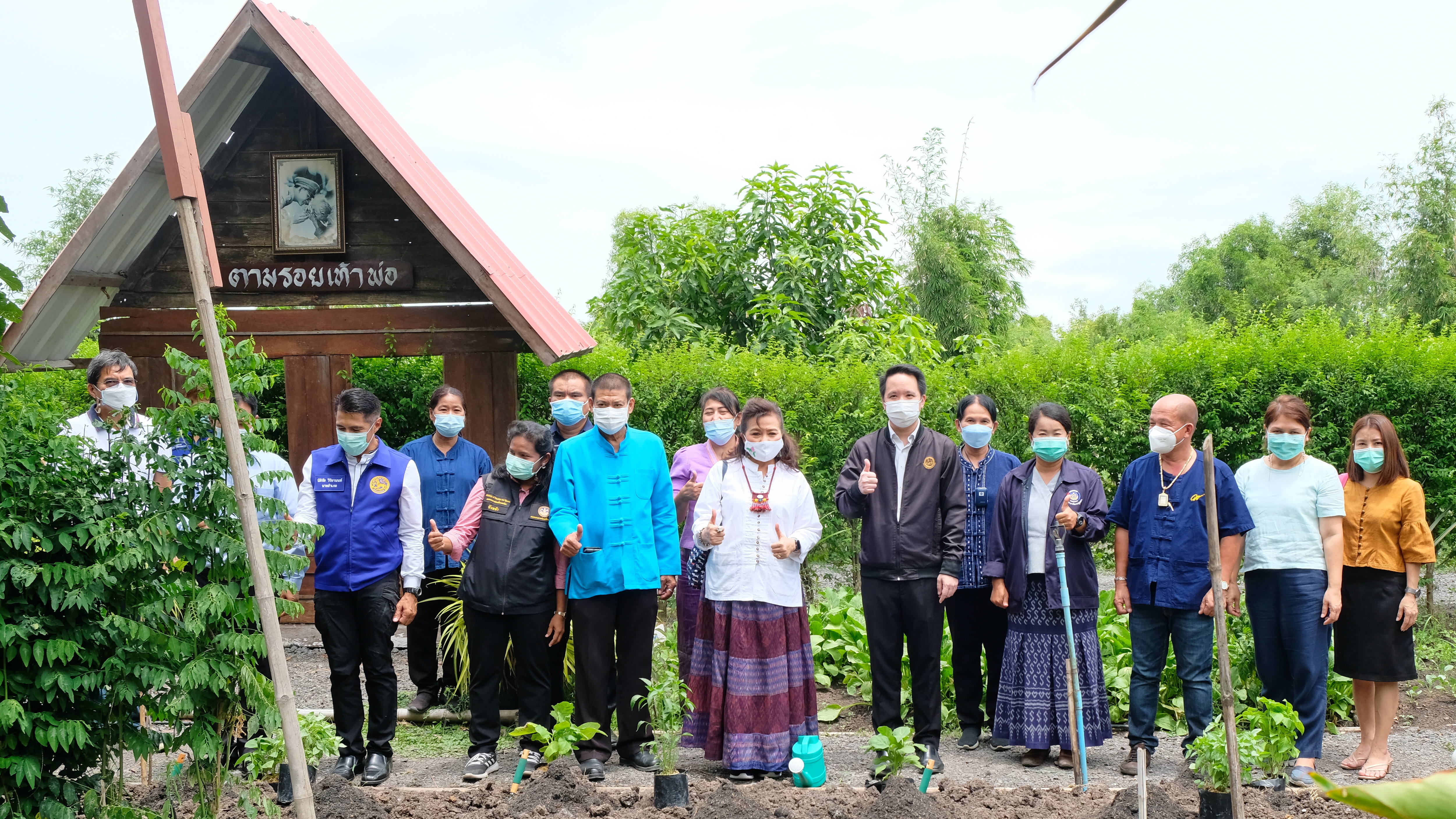 พช.ปทุมธานี “ขับเคลื่อนงานการพัฒนาเศรษฐกิจฐานรากและประชารัฐจังหวัดปทุมธานี”