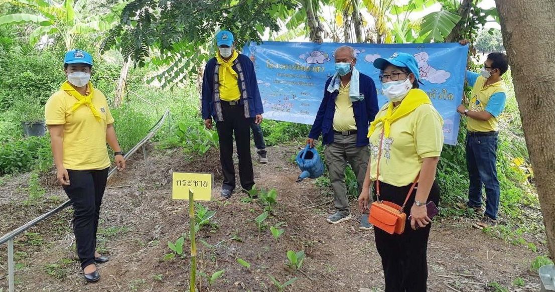 พช.ปทุมธานี “จัดกิจกรรมจิตอาสาพัฒนาชุมชนเอามื้อสามัคคี เฉลิมพระเกียรติเนื่องในโอกาสมหามงคลเฉลิมพระชนมพรรษา พระบาทสมเด็จพระปรเมนทรรามาธิบดีศรีสินทรมหาวชิราลงกรณ พระชิรเกล้าเจ้าอยู่หัว”