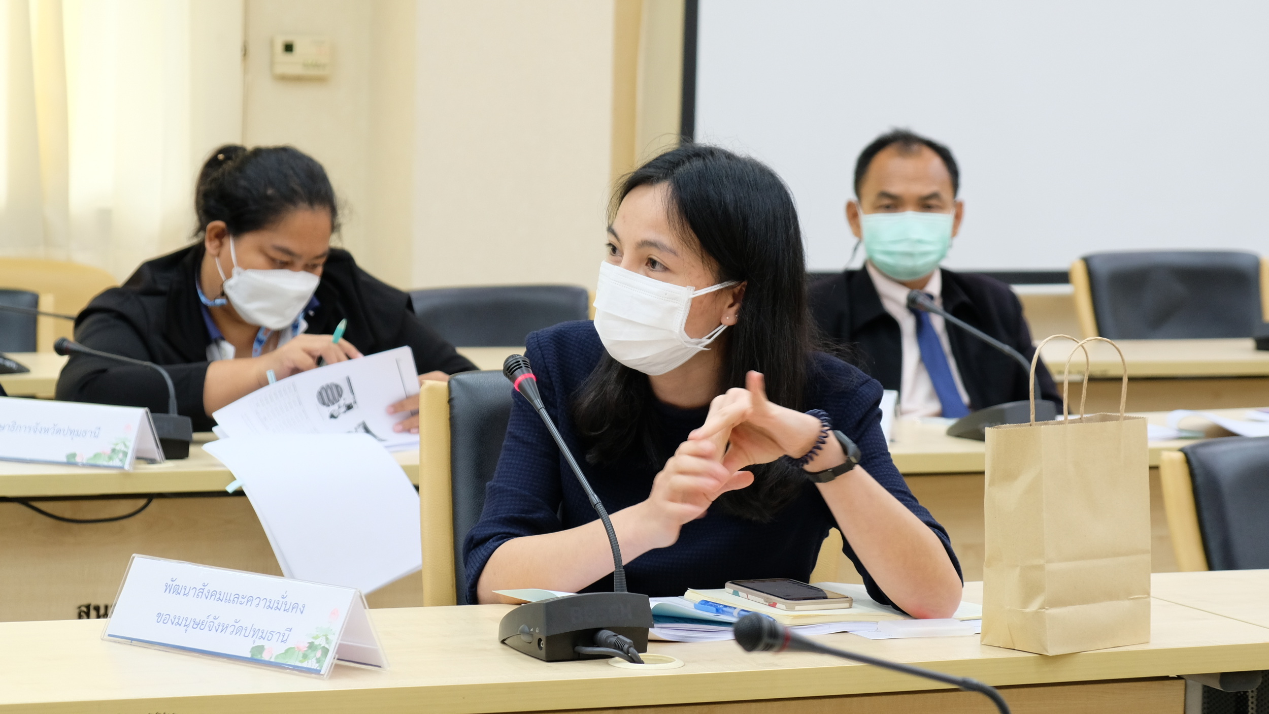 พช.ปทุมธานี “ประชุมคณะทำงานบริหารการจัดเก็บข้อมูลความจำเป็นพื้นฐาน (จปฐ.) และข้อมูลพื้นฐานระดับหมู่บ้าน (กชช.๒ค) ระดับจังหวัด ประจำปี ๒๕๖๔”