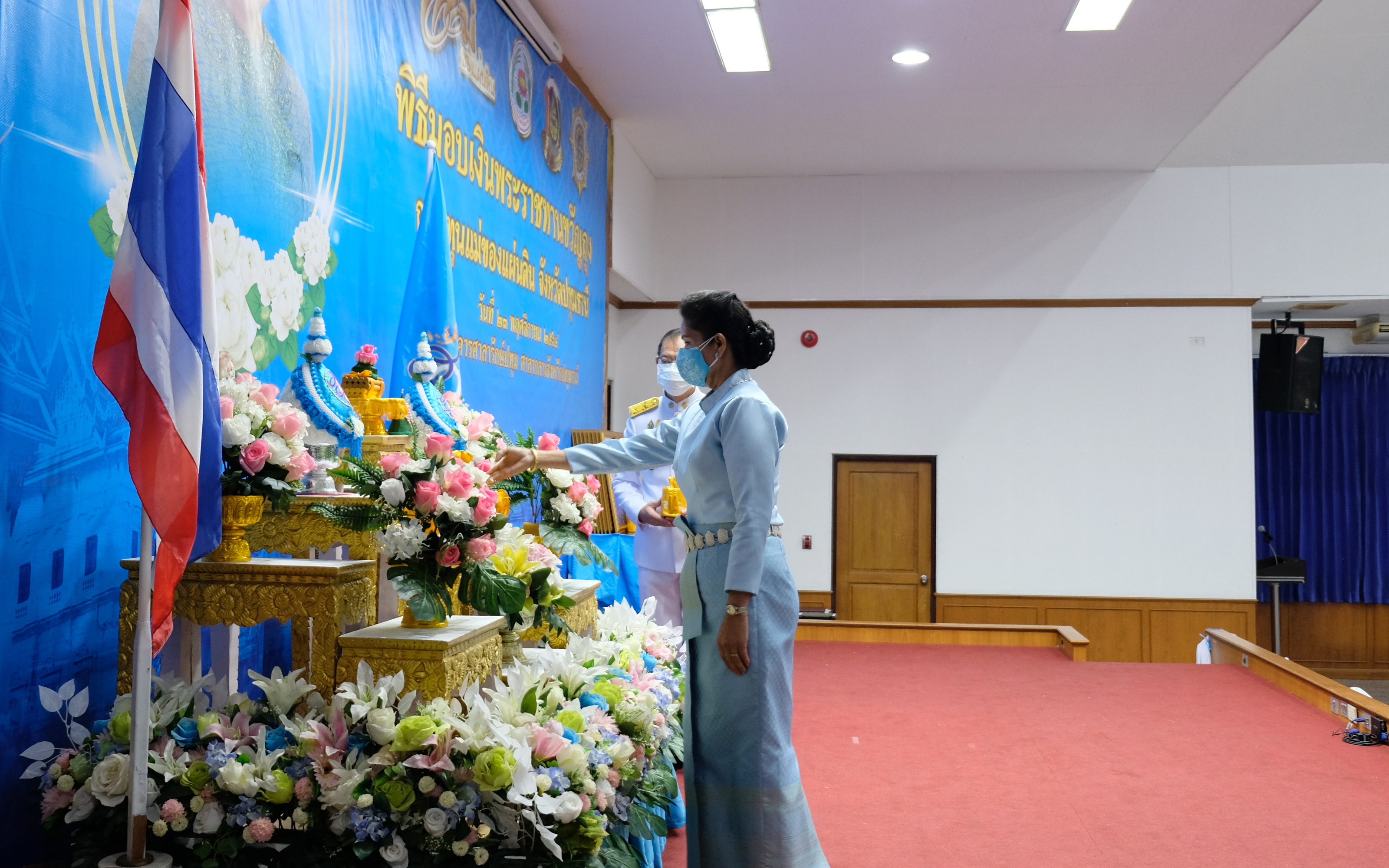 พช.ปทุมธานี “จัดงานมหกรรมกองทุนแม่ของแผ่นดินจังหวัดปทุมธานี พิธีมอบเงินพระราชทานขวัญถุงกองทุนแม่ของแผ่นดิน ประจำปี ๒๕๖๓”