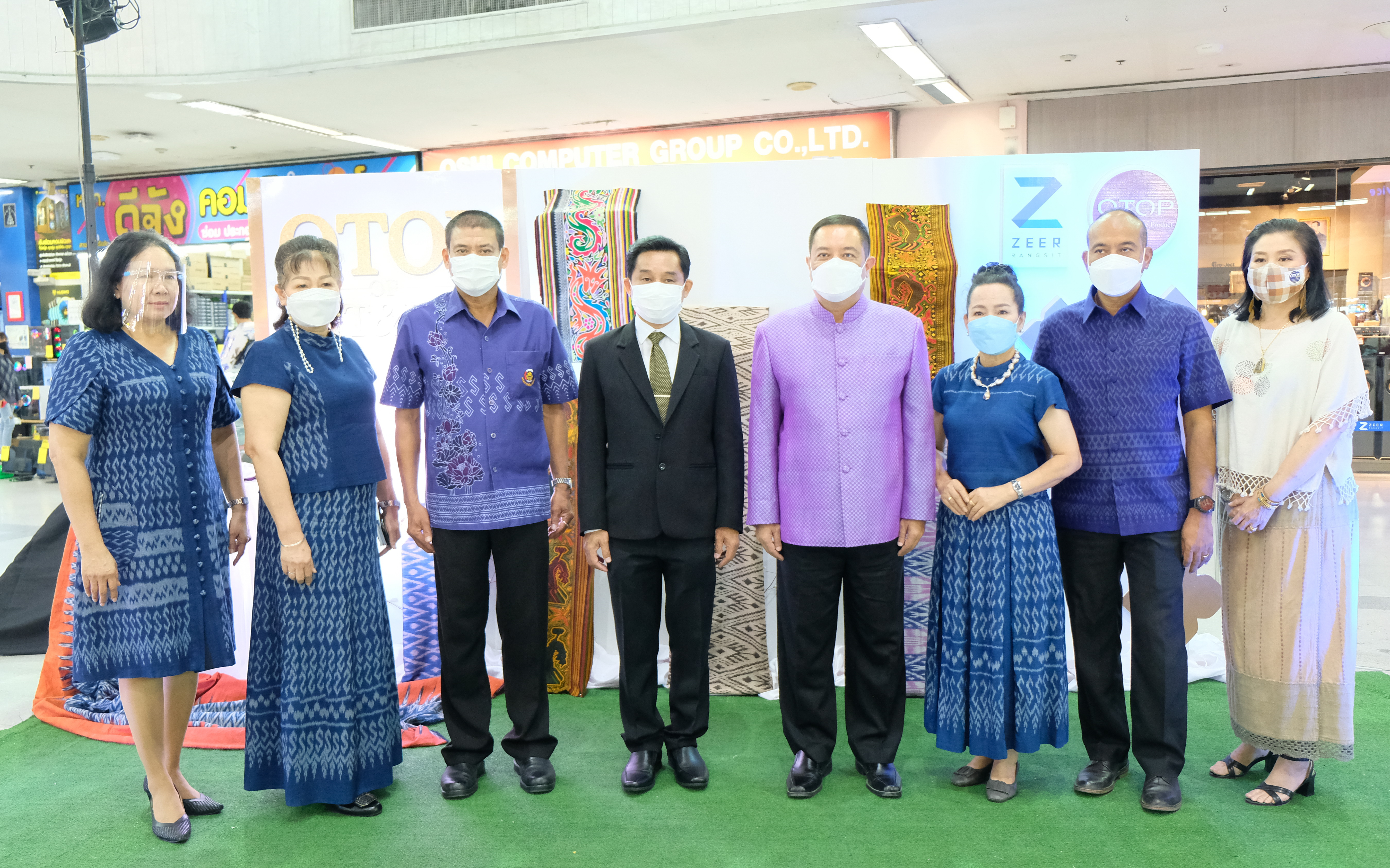 พช.ปทุมธานี “เครือข่ายโอทอปอำเภอลำลูกกา จังหวัดปทุมธานี จัดงาน Art & Eat ครั้งที่ ๒”