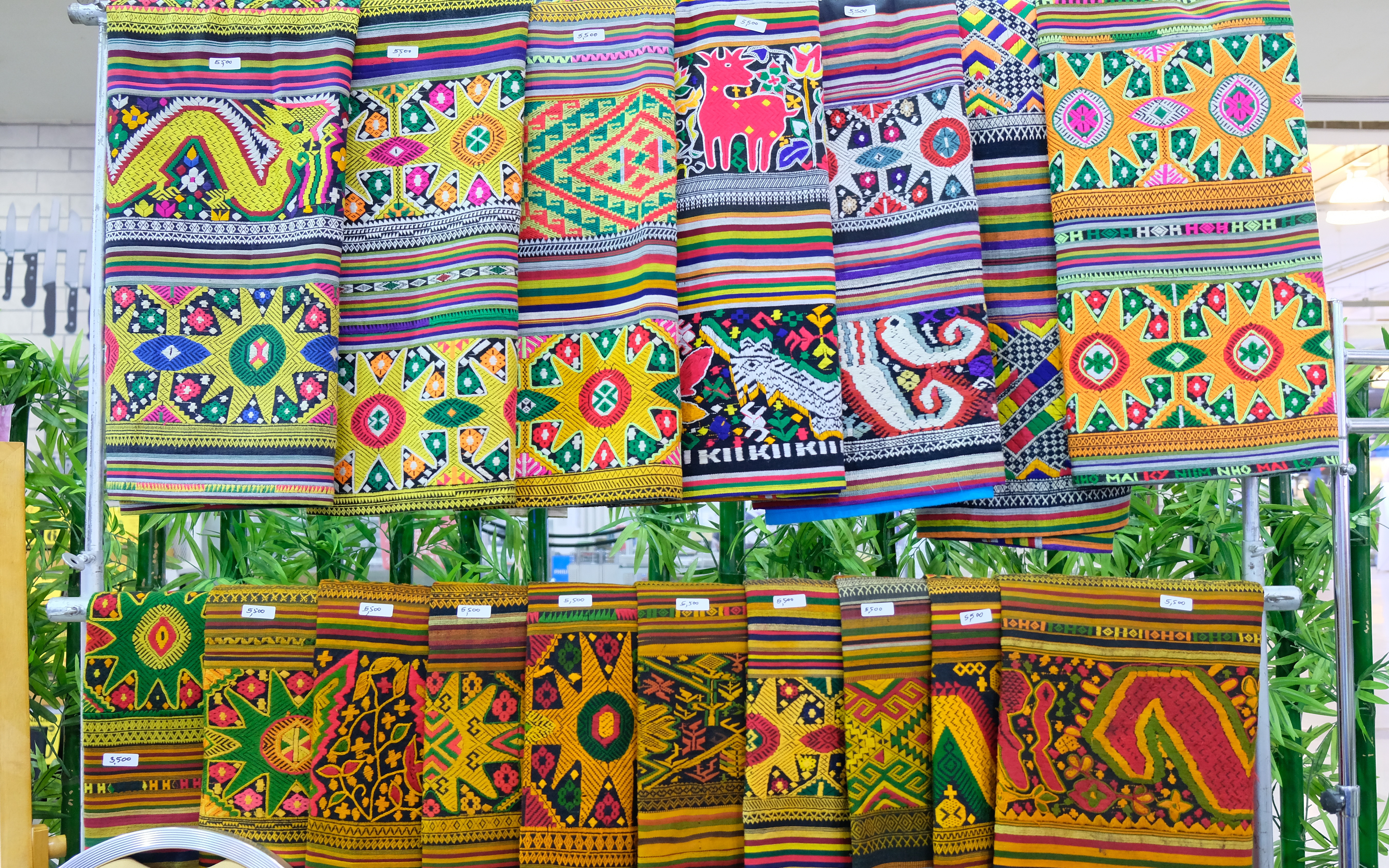 พช.ปทุมธานี “เครือข่ายโอทอปอำเภอลำลูกกา จังหวัดปทุมธานี จัดงาน Art & Eat ครั้งที่ ๒”