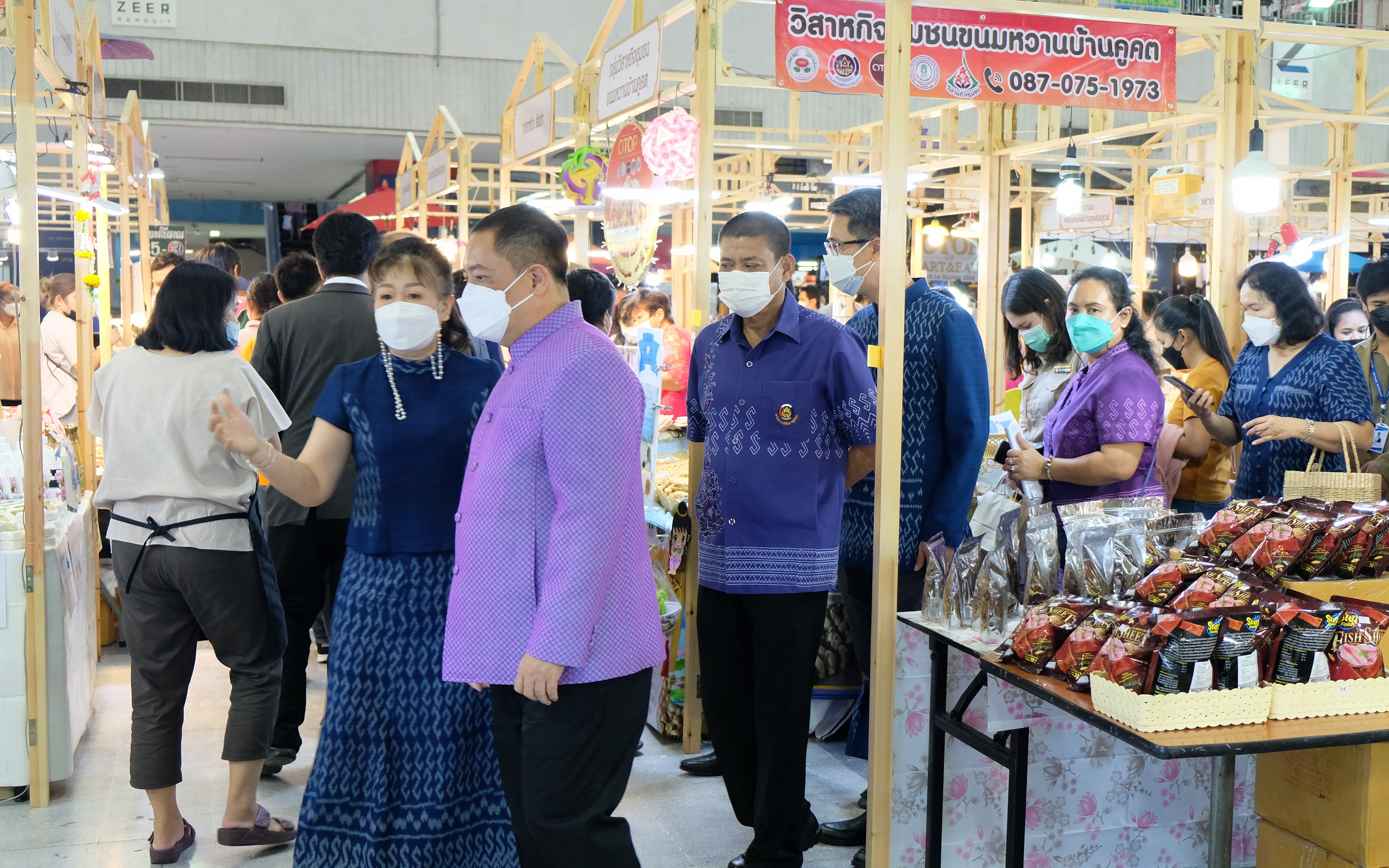 พช.ปทุมธานี “เครือข่ายโอทอปอำเภอลำลูกกา จังหวัดปทุมธานี จัดงาน Art & Eat ครั้งที่ ๒”