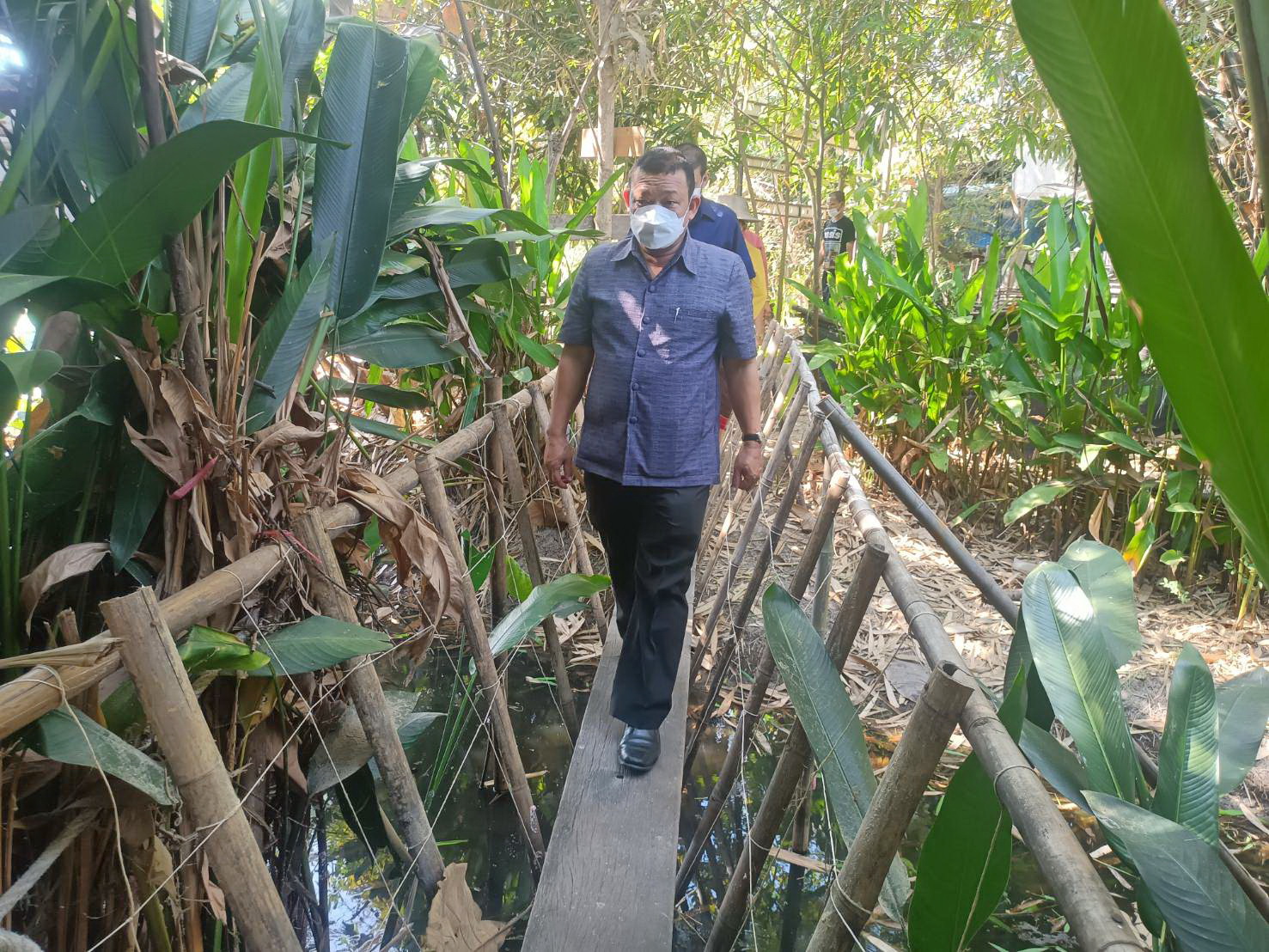 พช.ปทุมธานี “นายกิจจา ทองแดง ผู้ตรวจราชการกรมการพัฒนาชุมชน ลงพื้นที่ตรวจเยี่ยมและติดตามการดำเนินโครงการพัฒนาพื้นที่ต้นแบบการพัฒนาคุณภาพชีวิตตามหลักทฤฎีใหม่ประยุกต์สู่ “โคก หนอง นา โมเดล” จังหวัดปทุมธานี”