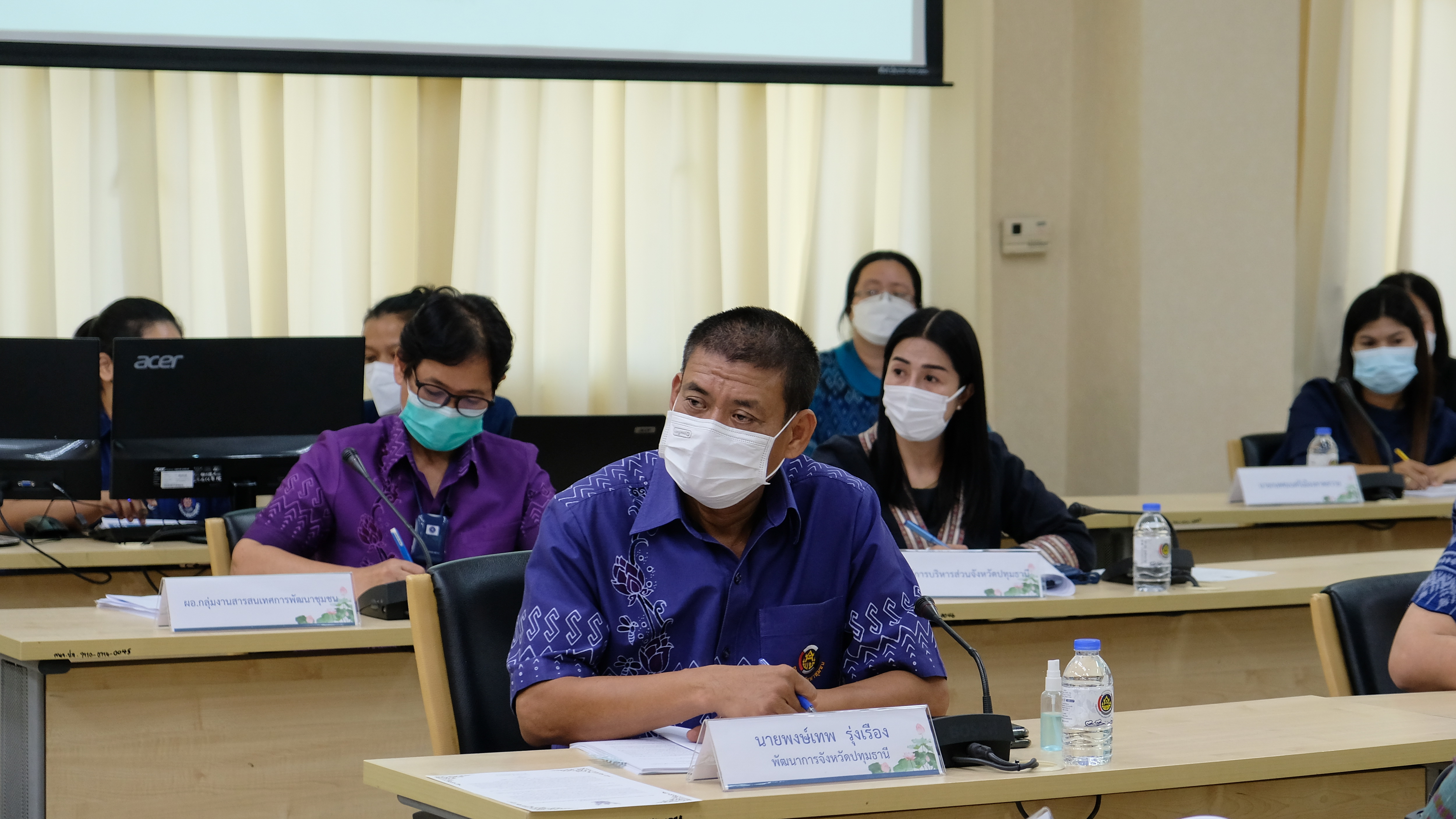 พช.ปทุมธานี “ร่วมประชุมคณะกรรมการขจัดความยากจนและพัฒนาคนทุกช่วงวัยอย่างยั่งยืนตามหลักปรัชญาของเศรษฐกิจพอเพียงจังหวัดปทุมธานี (คจพ.จ.)”