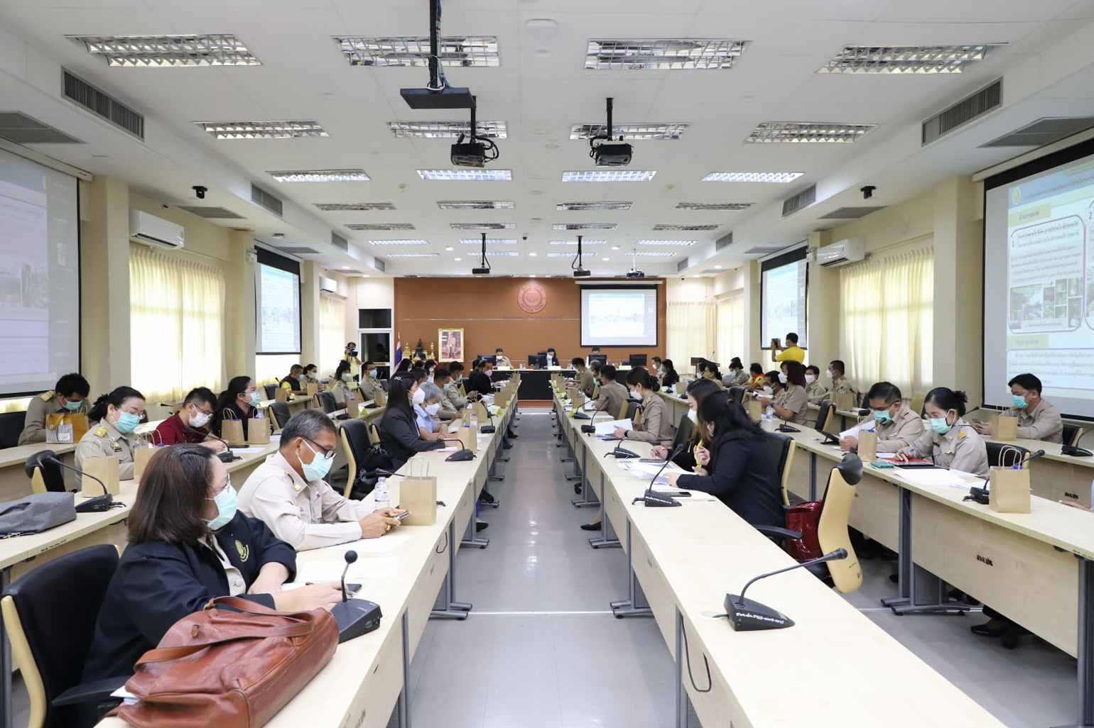 พช.ปทุมธานี “ร่วมต้อนรับผู้ตรวจราชการสำนักนายกรัฐมนตรี”