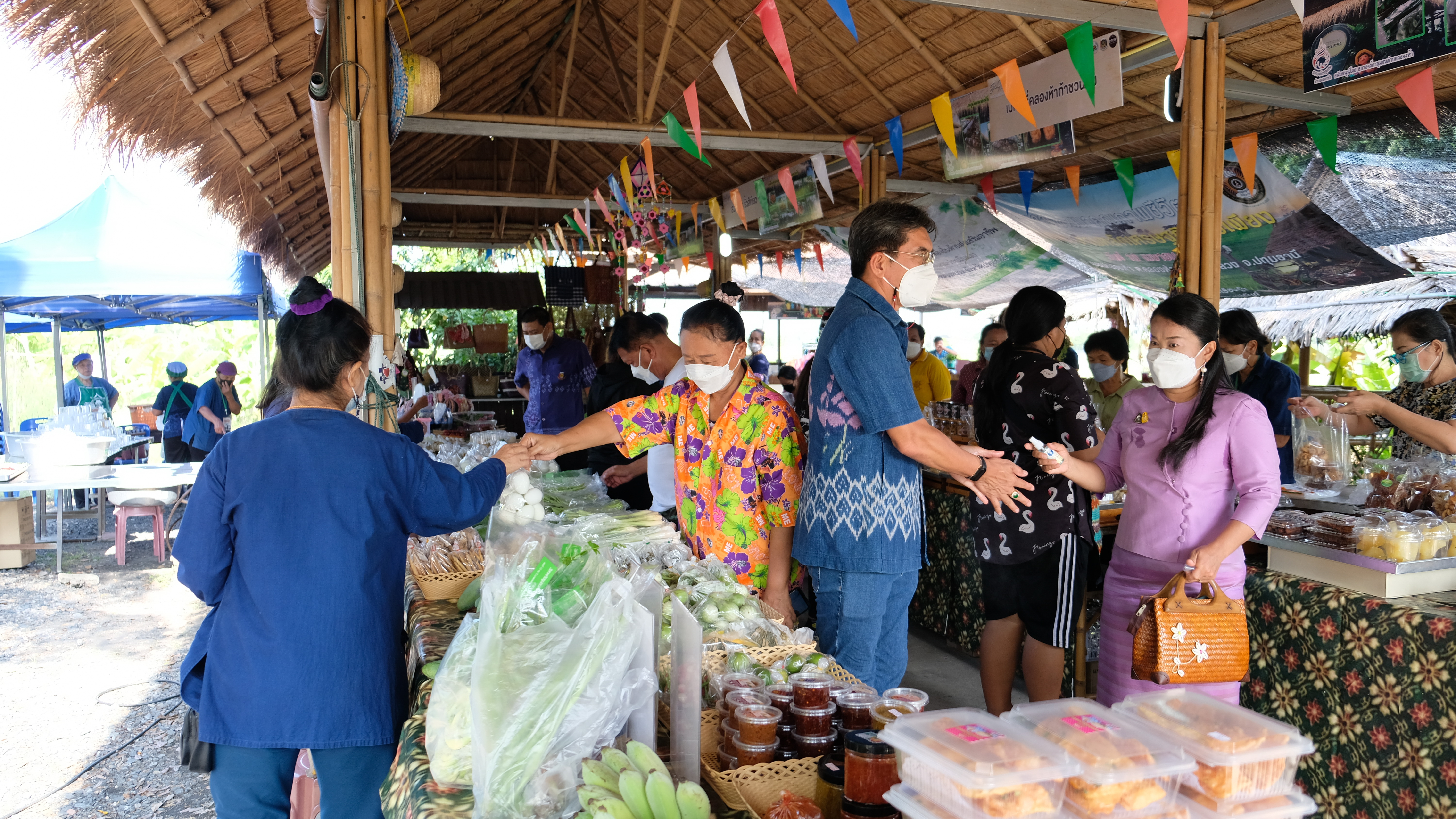 พช.ปทุมธานี “เปิดโครงการจัดกิจกรรมส่งเสริมการเรียนรู้ที่นักท่องเที่ยวลงมือปฏิบัติ (D-HOPE)”