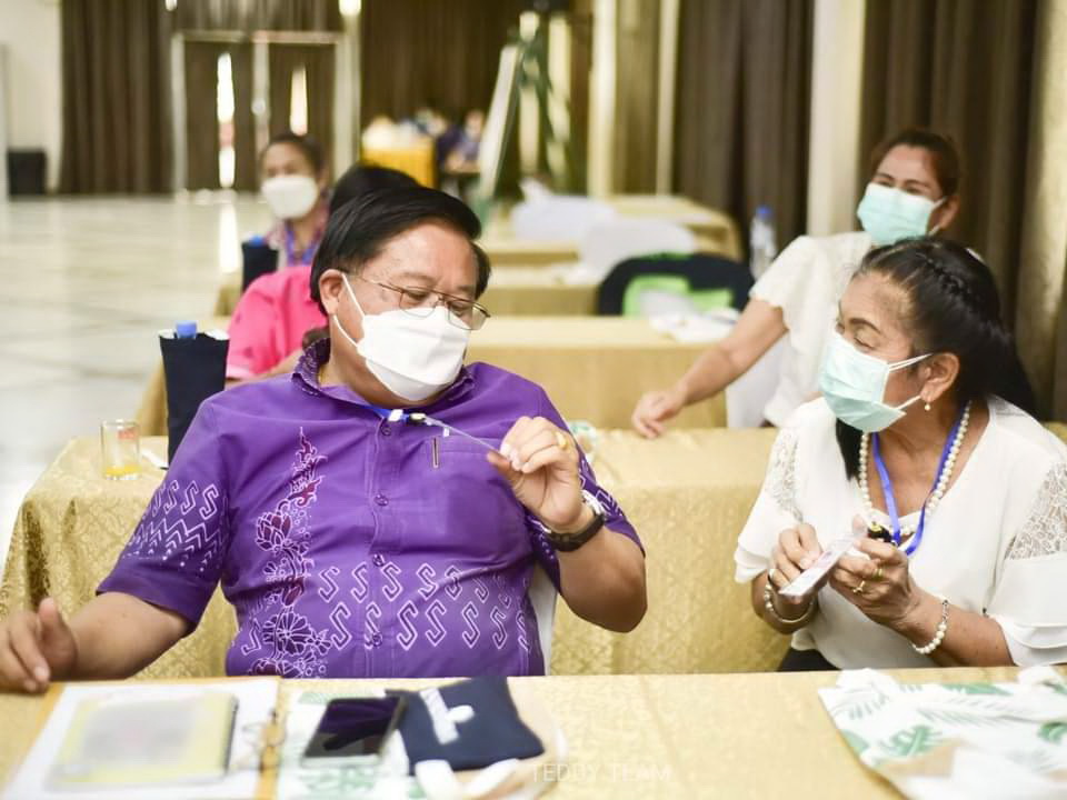 พช.ปทุมธานี “ดำเนินโครงการพัฒนาระบบบริหารจัดการกองทุนและประเมินผลทุนหมุนเวียน จังหวัดปทุมธานี”