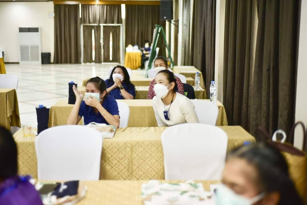 พช.ปทุมธานี “ดำเนินโครงการพัฒนาระบบบริหารจัดการกองทุนและประเมินผลทุนหมุนเวียน จังหวัดปทุมธานี”