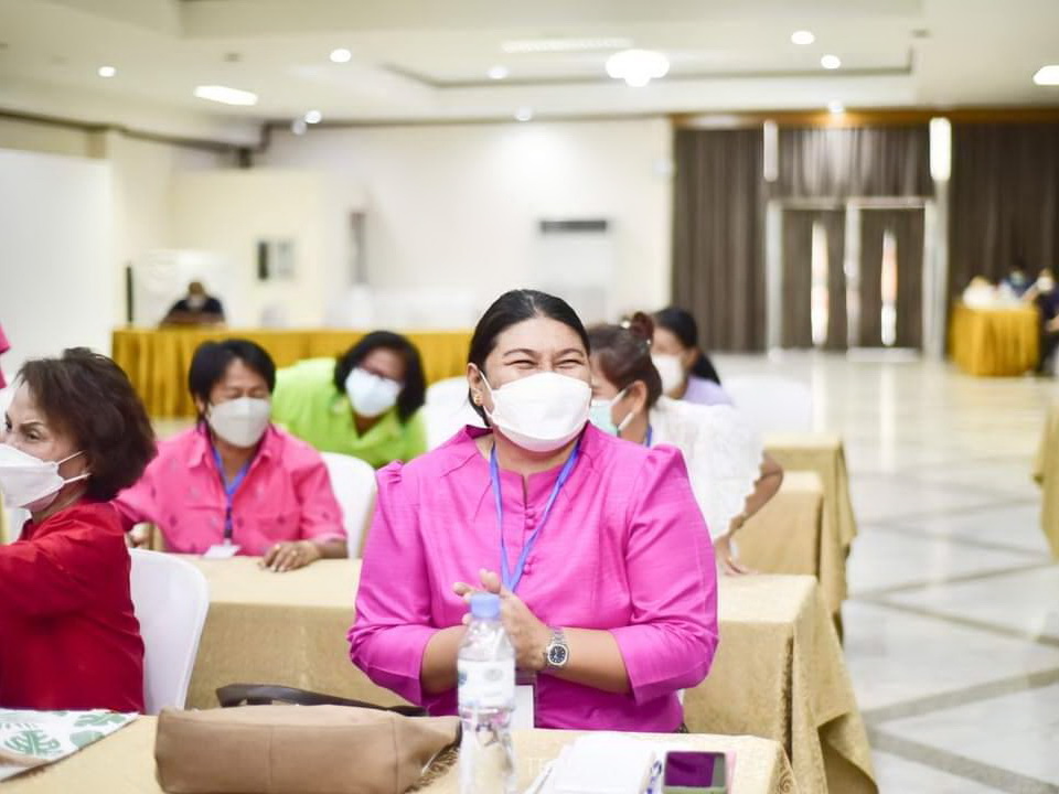 พช.ปทุมธานี “ดำเนินโครงการพัฒนาระบบบริหารจัดการกองทุนและประเมินผลทุนหมุนเวียน จังหวัดปทุมธานี”