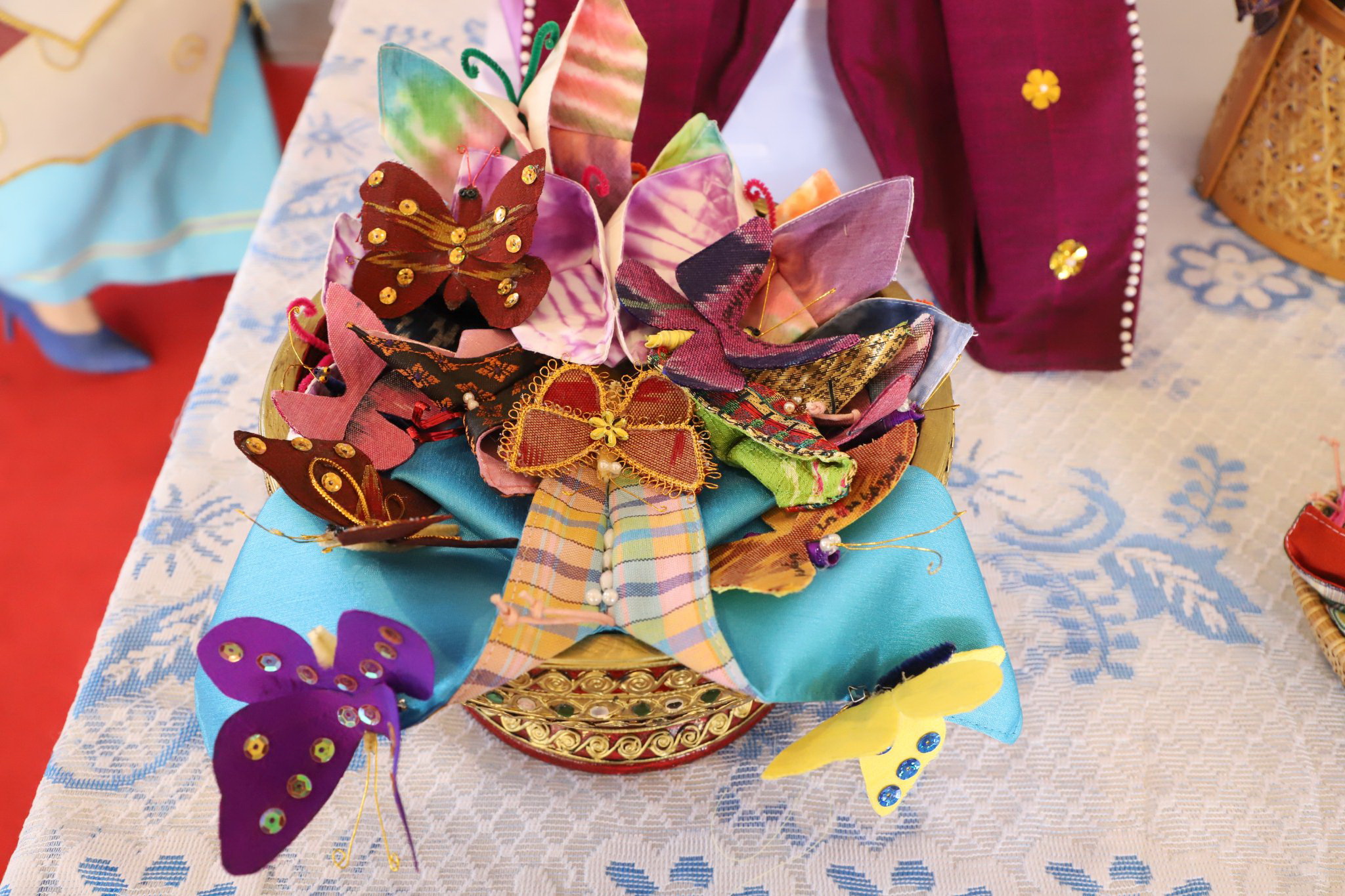 พช.ปทุมธานี “ร่วมพิธีรับมอบผีเสื้อแห่งความจงรักภักดีถวาย พระพันปีหลวง”