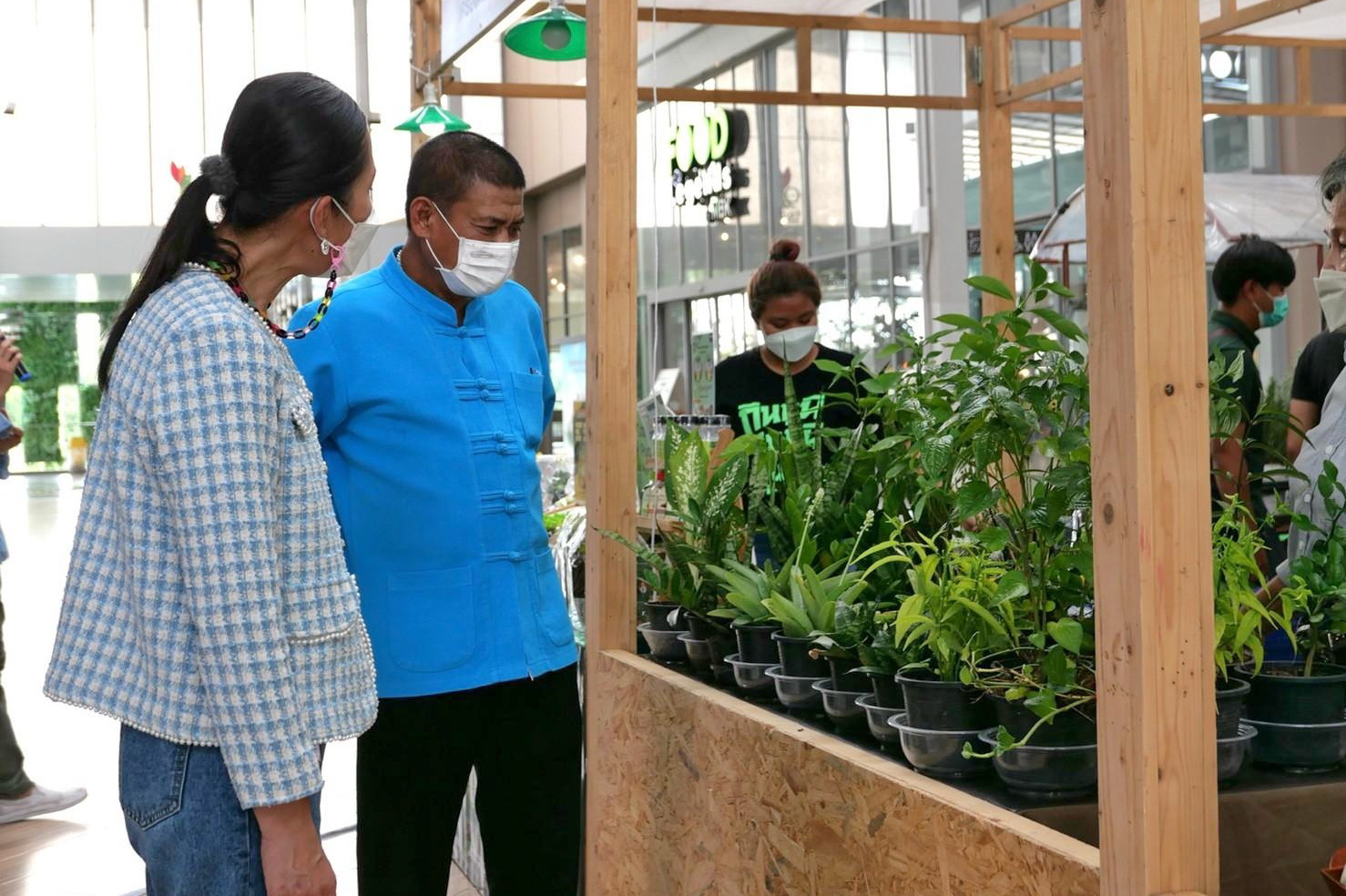 พช.ปทุมธานี “จัดงาน ชิม ช้อป ชุมชน ณ เดอะไนน์เซ็นเตอร์ ติวานนท์”