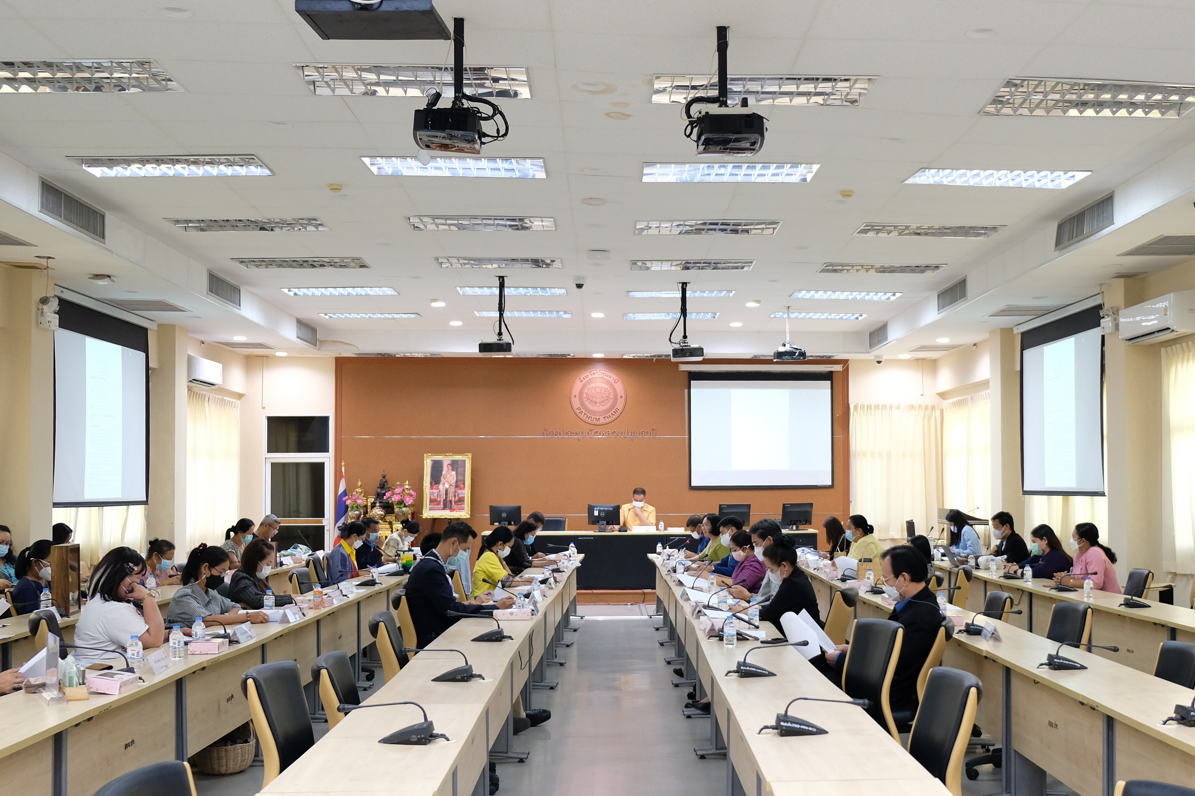พช.ปทุมธานี “ประชุมคณะกรรมการเครือข่ายองค์ความรู้ (Knowledge – Based OTOP : KBO) จังหวัดปทุมธานี”