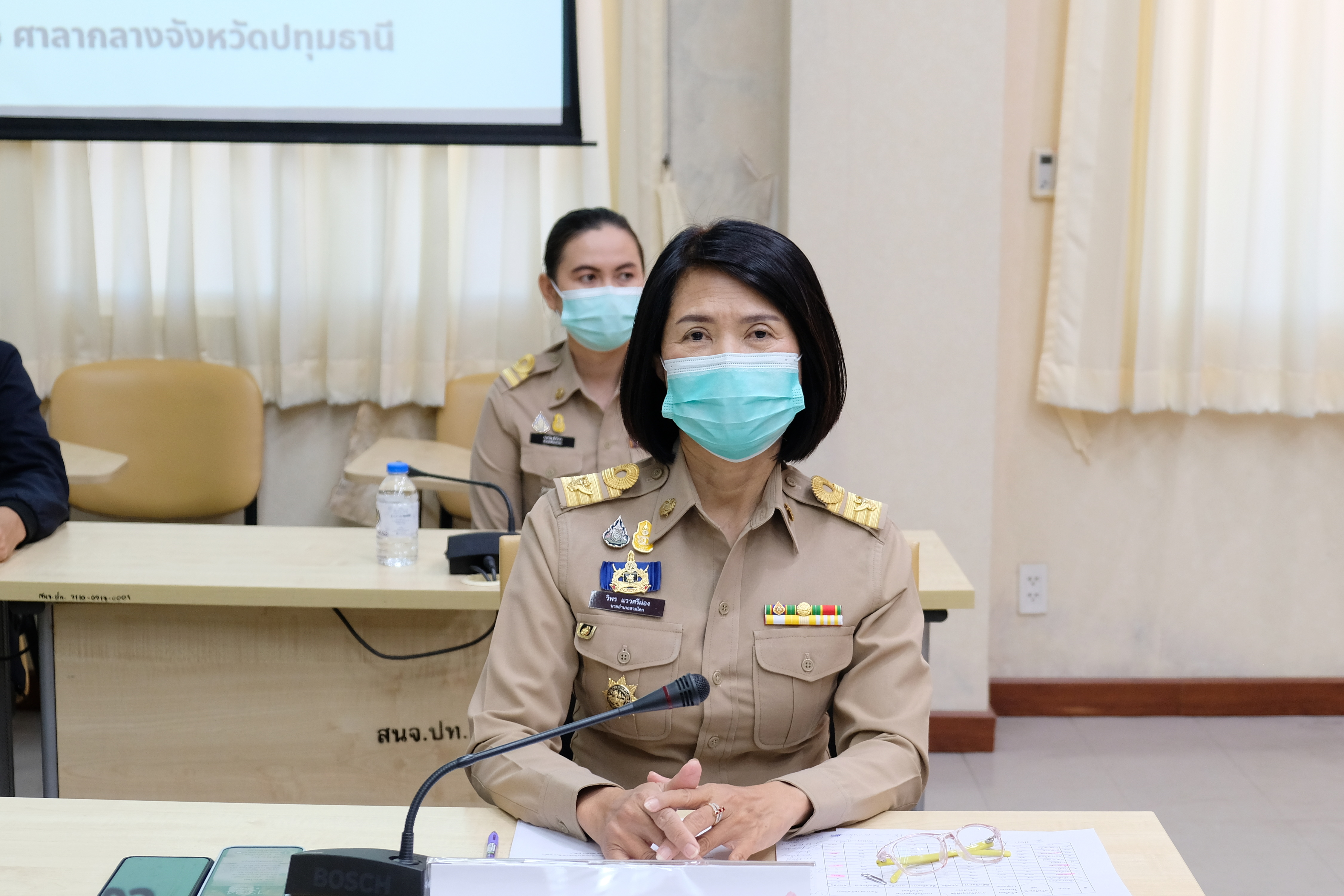 พช.ปทุมธานี “ประชุมคณะทำงานขับเคลื่อนการขจัดความยากจนและพัฒนาคนทุกช่วงวัยอย่างยั่งยืนตามหลักปรัชญาของเศรษฐกิจพอเพียงจังหวัดปทุมธานี ครั้งที่ ๒/๒๕๖๕”