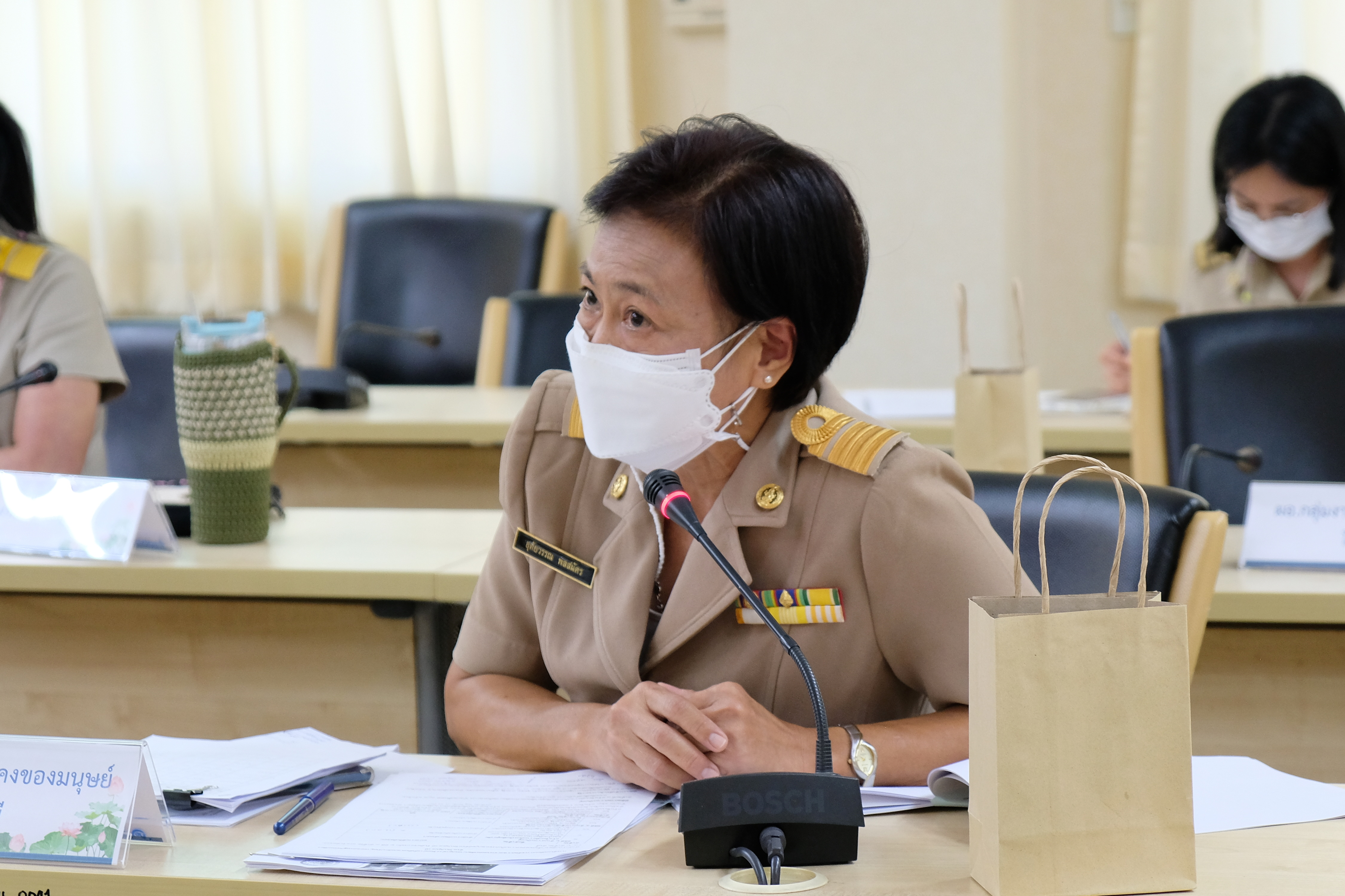 พช.ปทุมธานี “ประชุมคณะทำงานขับเคลื่อนการขจัดความยากจนและพัฒนาคนทุกช่วงวัยอย่างยั่งยืนตามหลักปรัชญาของเศรษฐกิจพอเพียงจังหวัดปทุมธานี ครั้งที่ ๒/๒๕๖๕”