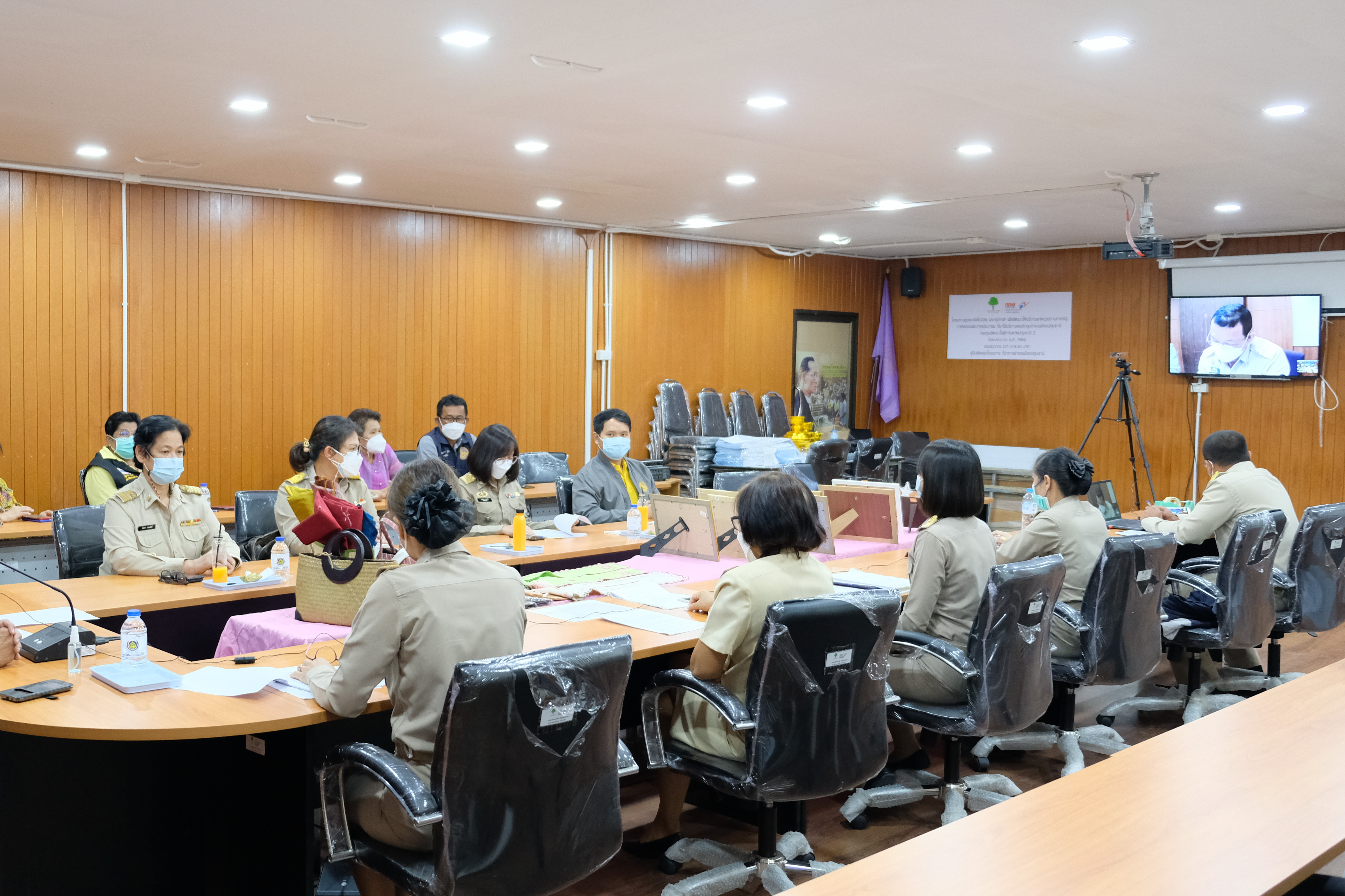 พช.ปทุมธานี “ร่วมประกวด KM Challenge ระดับหน่วยงานฯ ผ่านระบบ Zoom Cloud Meeting”