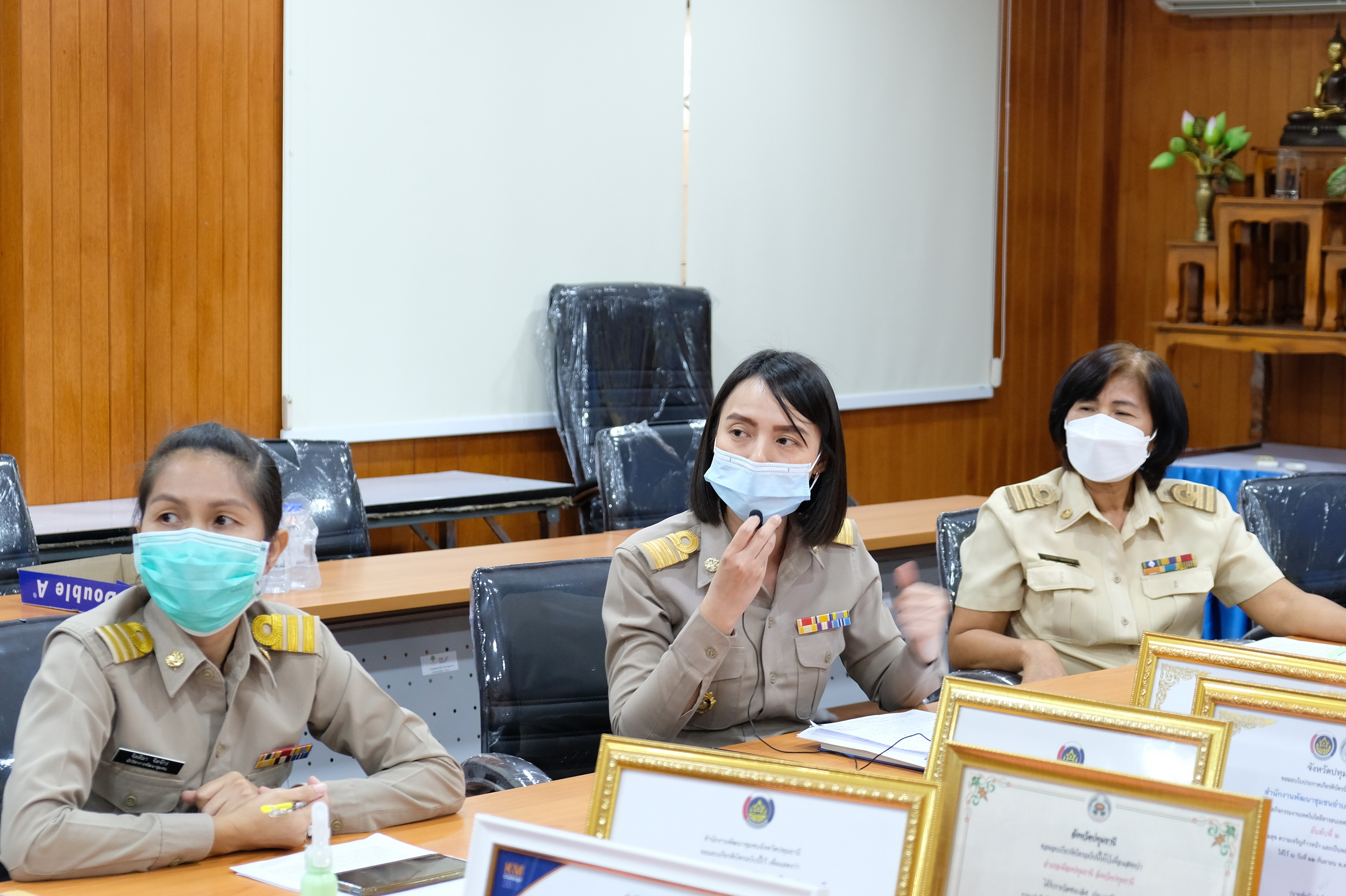 พช.ปทุมธานี “ร่วมประกวด KM Challenge ระดับหน่วยงานฯ ผ่านระบบ Zoom Cloud Meeting”
