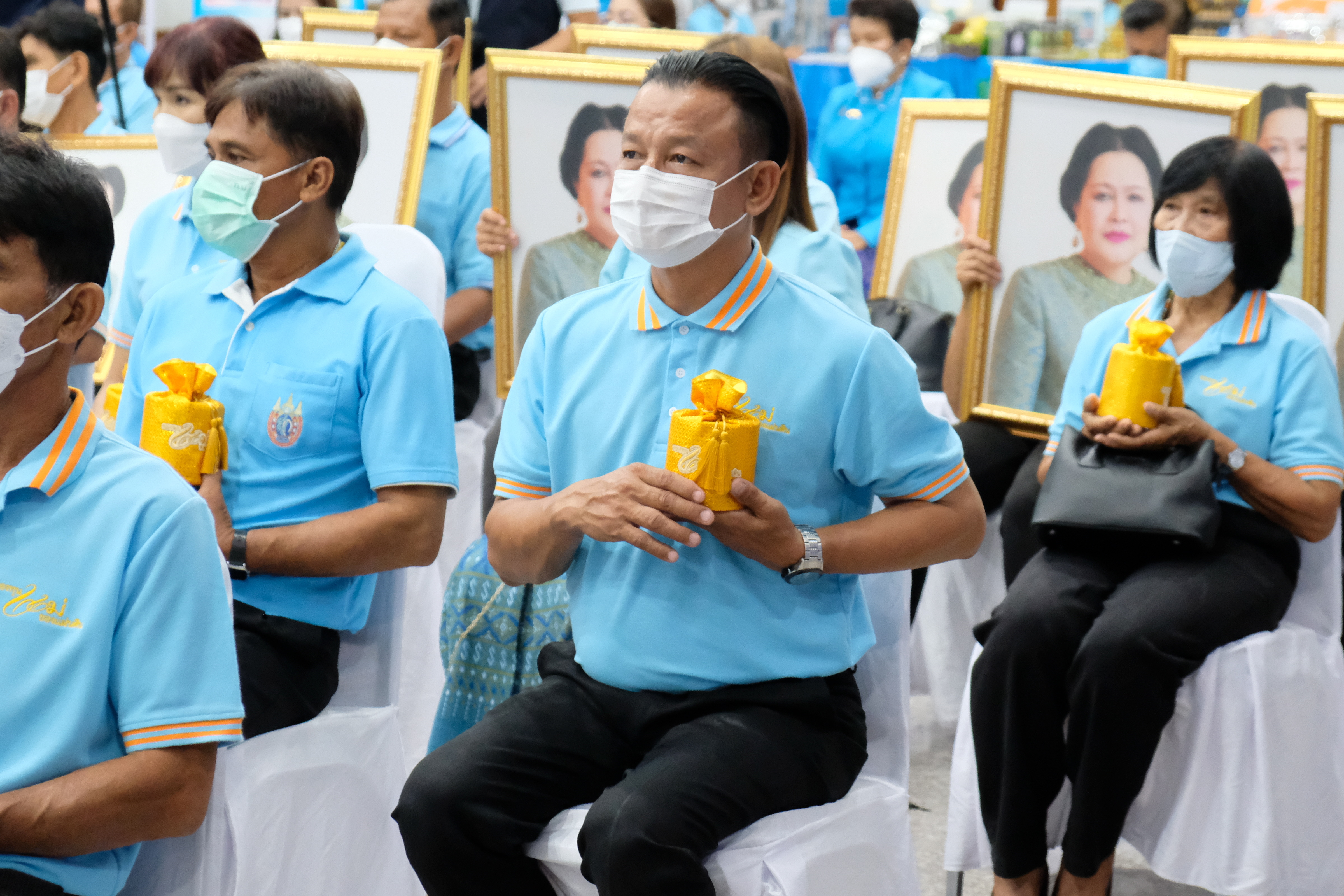 พช.ปทุมธานี “จัดพิธีมอบเงินพระราชทานขวัญถุงกองทุนแม่ของแผ่นดิน ประจำปี ๒๕๖๕”