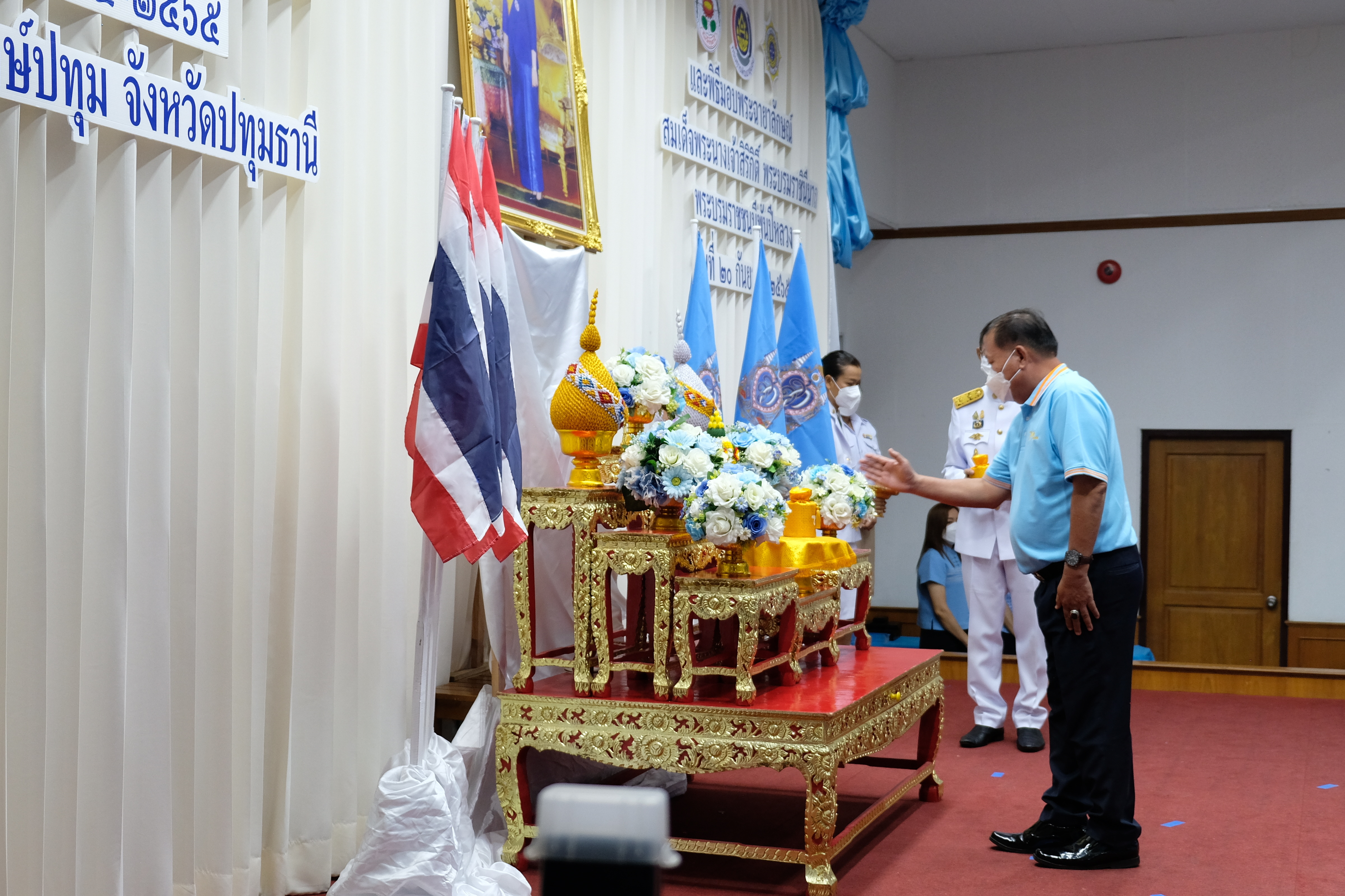 พช.ปทุมธานี “จัดพิธีมอบเงินพระราชทานขวัญถุงกองทุนแม่ของแผ่นดิน ประจำปี ๒๕๖๕”