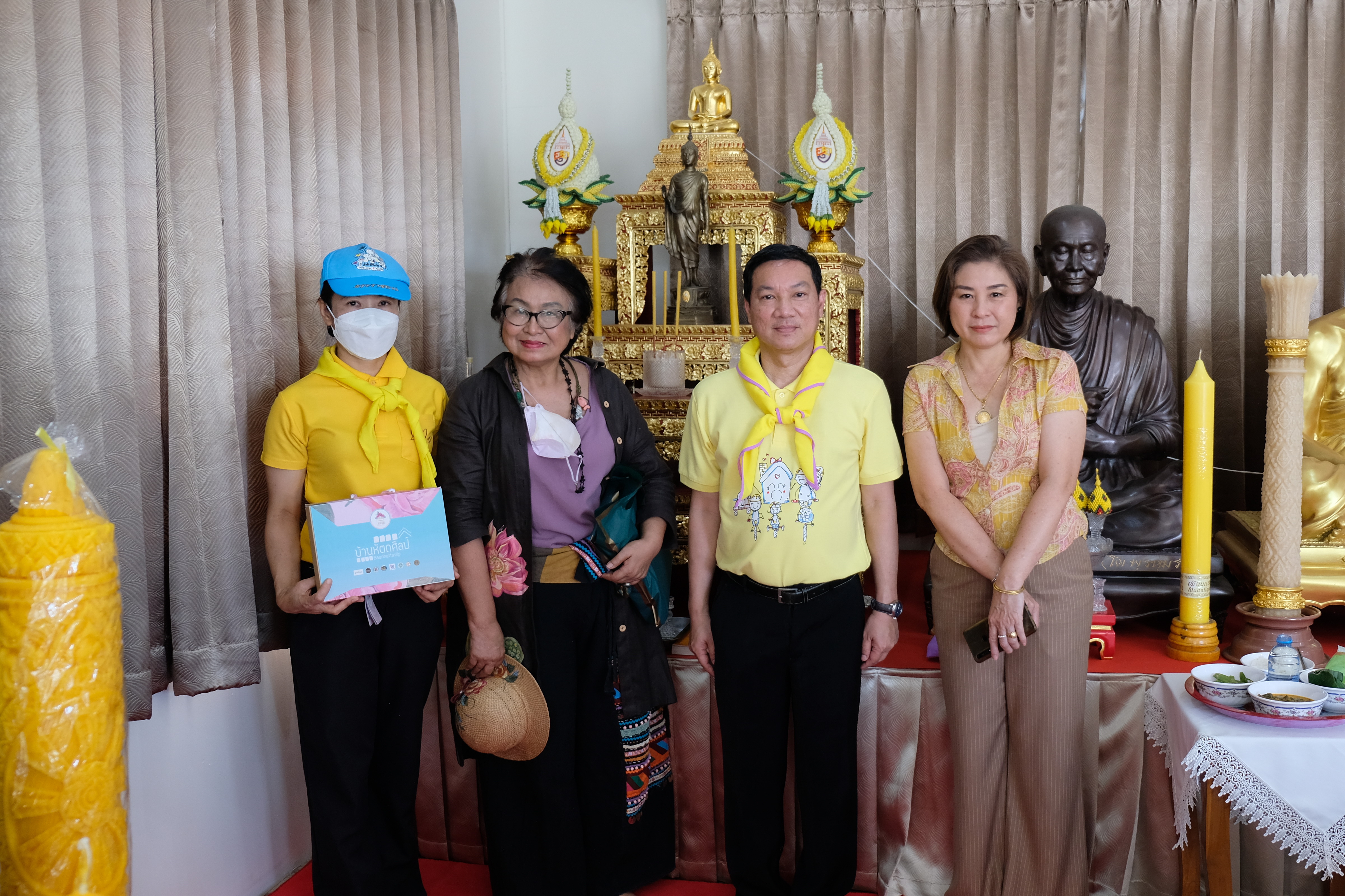 พช.ปทุมธานี “รวมพลังจิตอาสา มุ่งมั่นทำความดี ด้วยหัวใจ ปลูกต้นไม้เพื่อชาติ” ถวายราชสดุดีเนื่องในวันคล้ายวันพระราชสมภพสมเด็จพระศรีนครินทราบรมราชชนนี พร้อมจัดกิจกรรมเนื่องในวันรักต้นไม้ประจำปีของชาติ