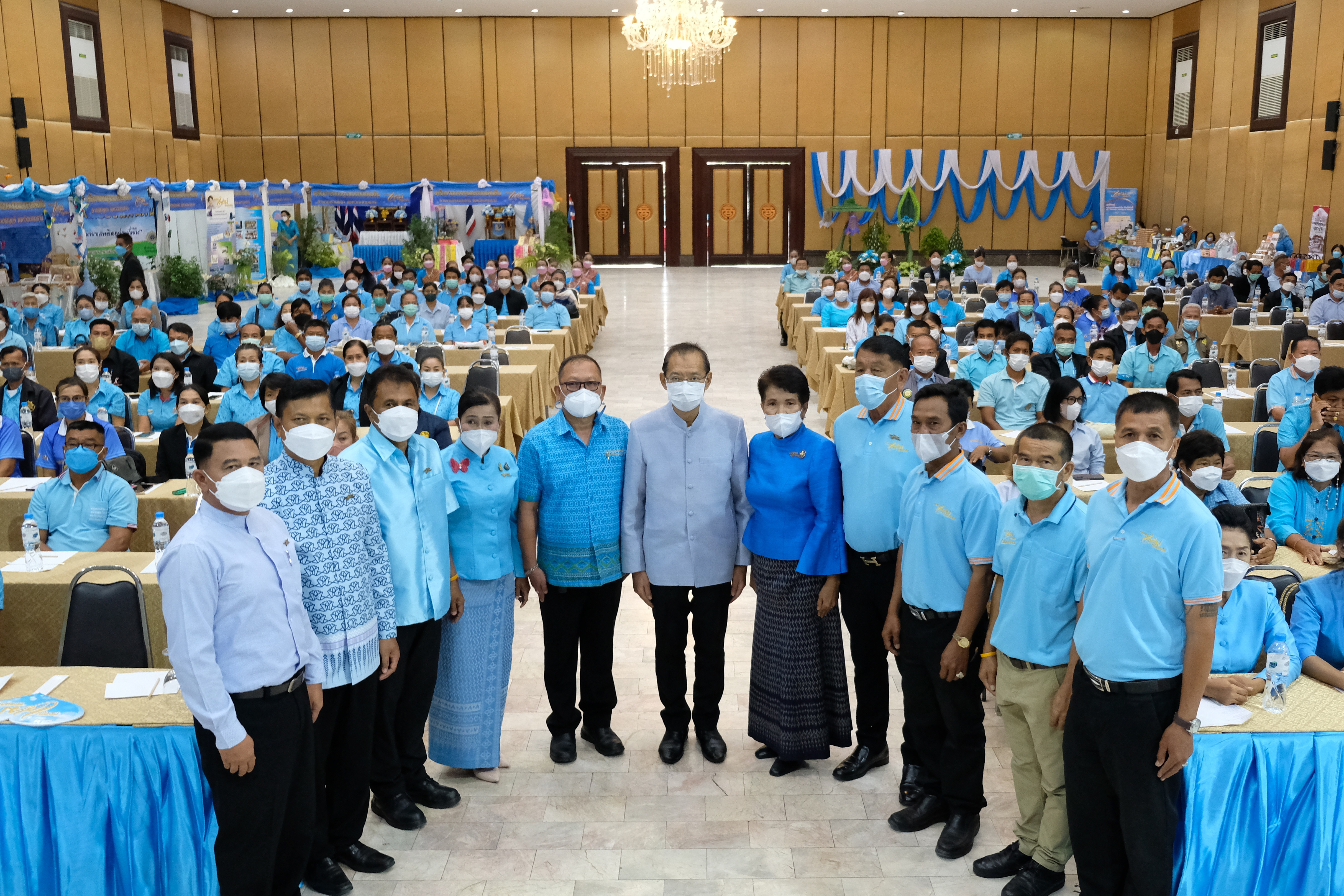 พช.ปทุมธานี “จัดงานมหกรรมกองทุนแม่ของแผ่นดินจังหวัดปทุมธานี เฉลิมพระเกียรติ ๙๐ พรรษา พระบรมราชชนนี พันปีหลวง”