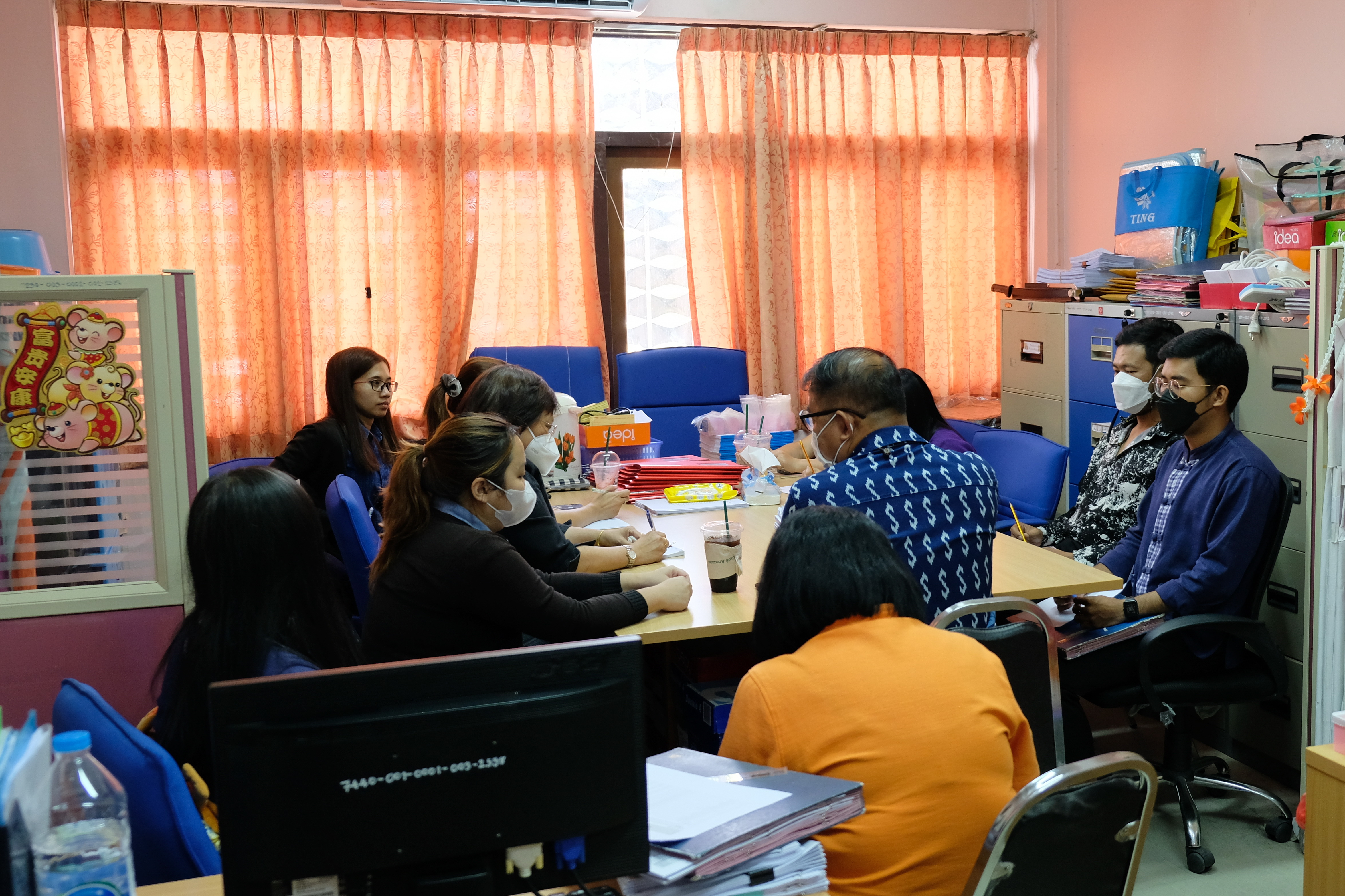 พช.ปทุมธานี “พ.อ.อ.ทรงพล ฉายแสง ผอ.กลุ่มงานประสานฯ ประชุมมอบนโยบายการขับเคลื่อนงาน”