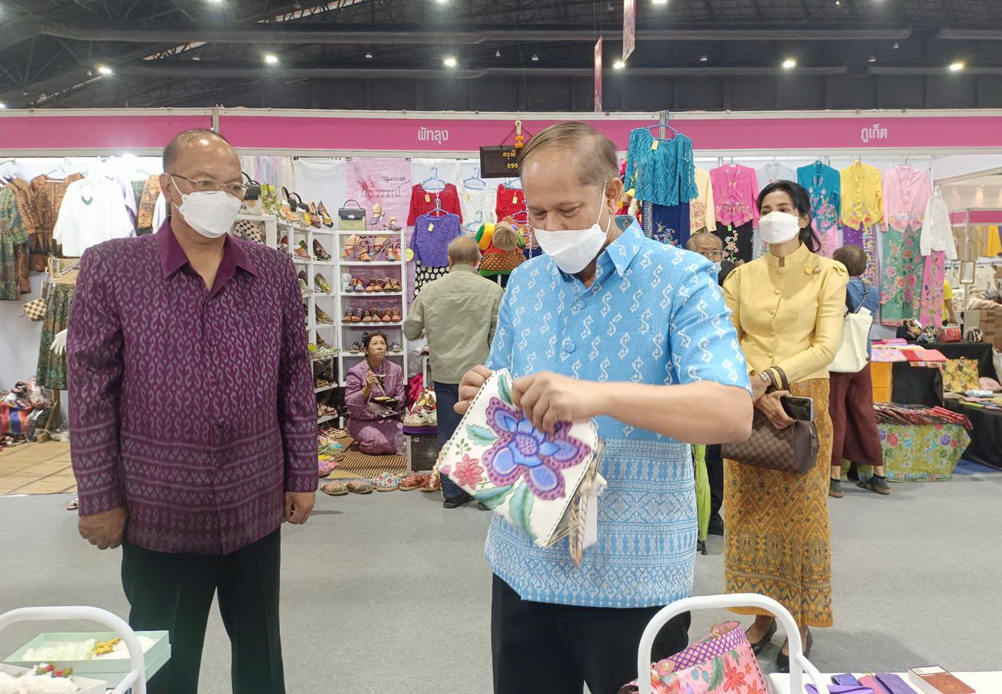 พช.ปทุมธานี “ร่วมพิธีเปิดงาน OTOP CITY 2022”