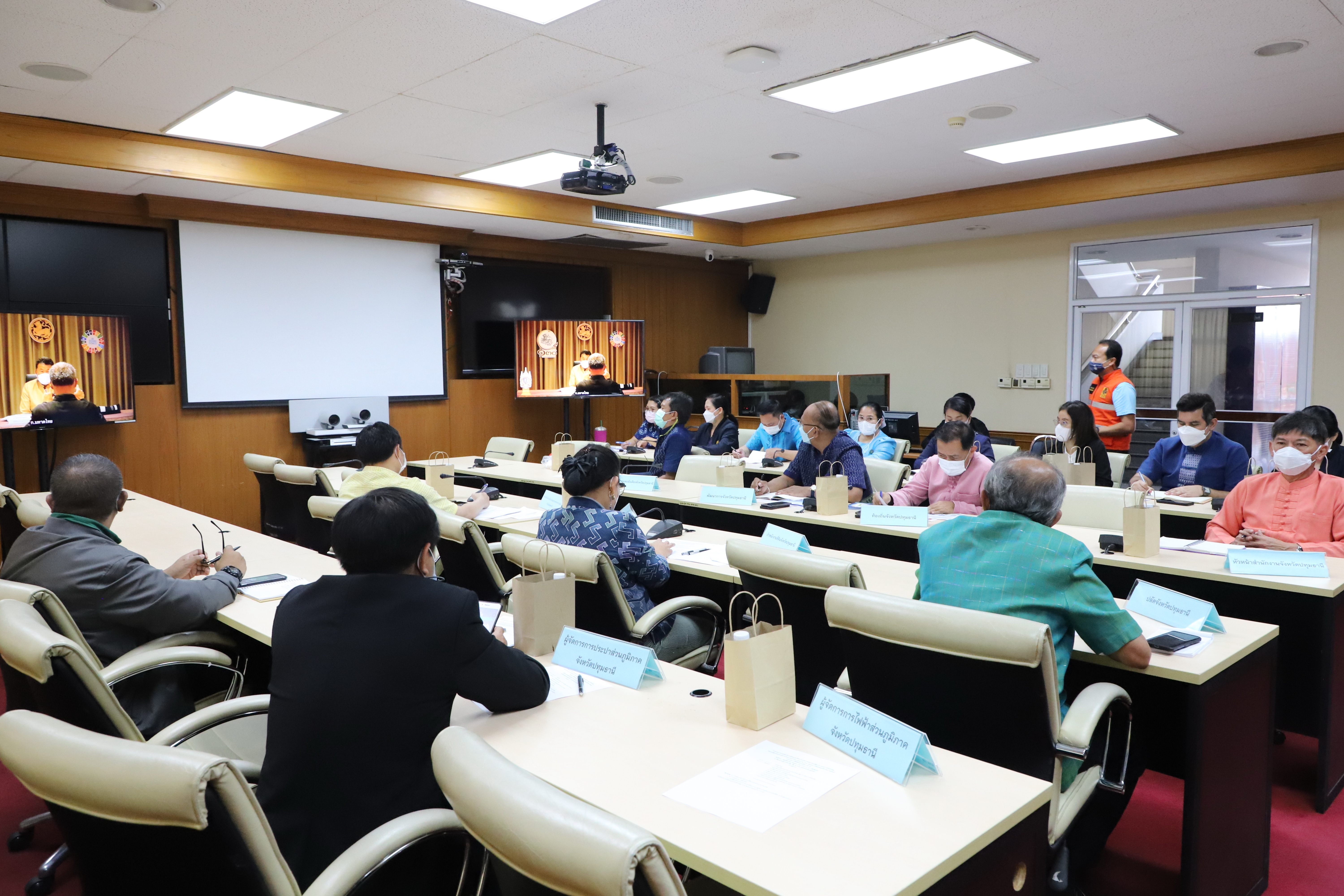 พช.ปทุมธานี “ร่วมประชุมติดตามนโยบายรัฐบาลและภารกิจสำคัญกระทรวงมหาดไทย”