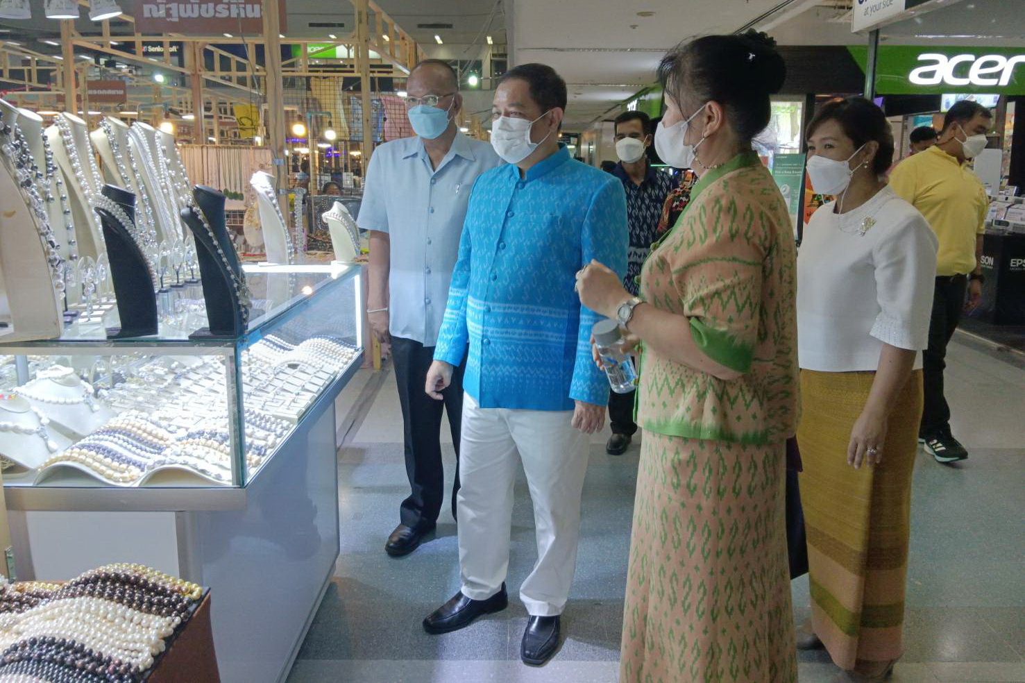 พช.ปทุมธานี “เครือข่ายโอทอปอำเภอลำลูกกา จัดงานภูมิปัญญาพื้นถิ่น สานศิลปะไทย” OTOP Of Art & Eat ครั้งที่ ๔”