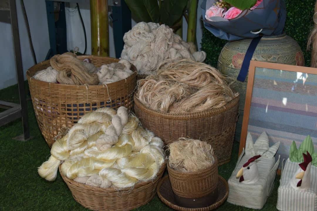 พช.ปทุมธานี “ร่วมเปิดงานมหกรรมหมู่บ้านรักษาศีล ๕ ต้นแบบและการจัดแสดงจำหน่ายผลิตภัณฑ์สัมมาชีพชุมชนและ OTOP ระดับประเทศ