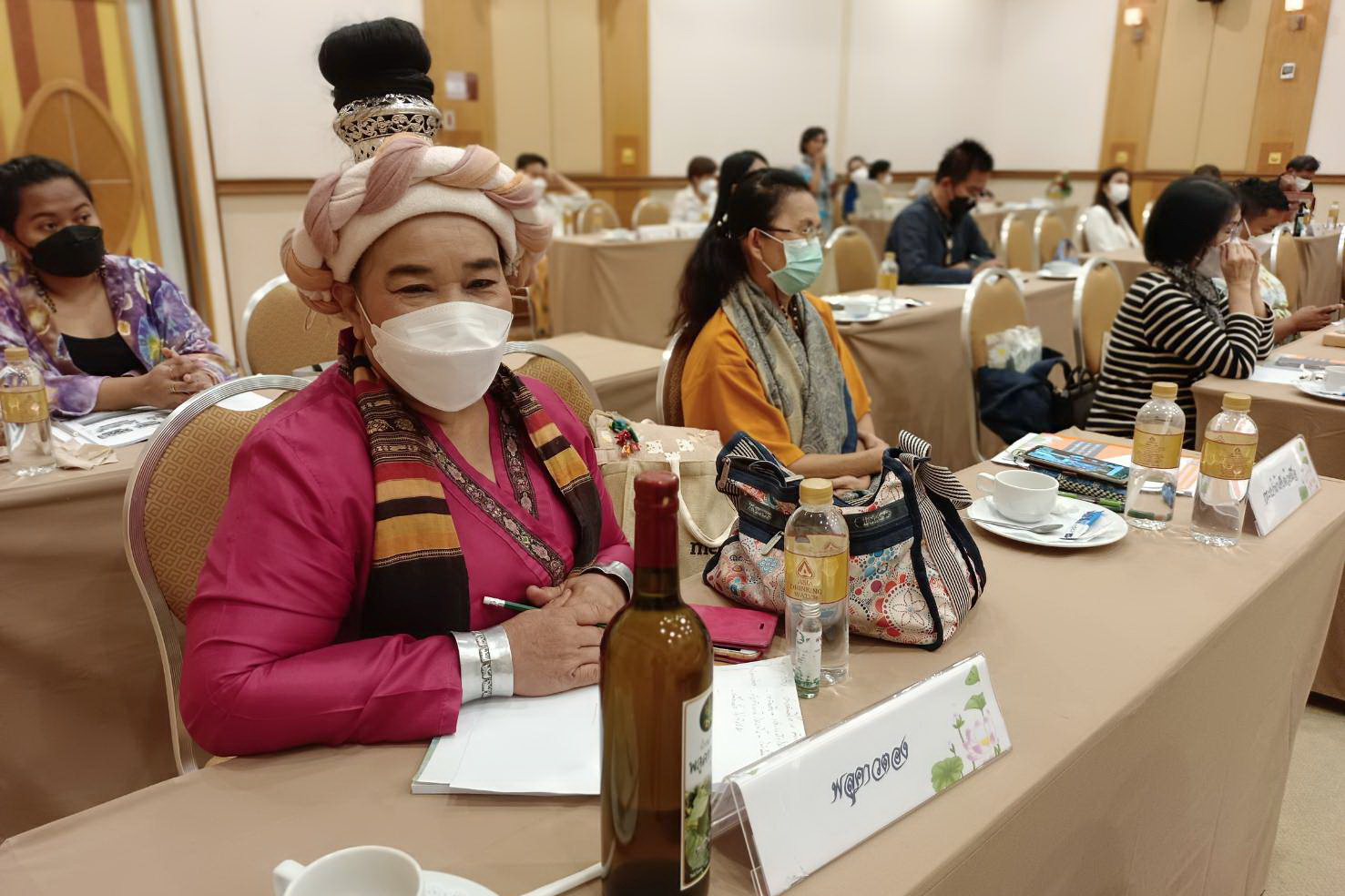 พช.ปทุมธานี “ดำเนินโครงการส่งเสริมกระบวนการเครือข่ายองค์ความรู้ (Knowledge – Based OTOP : KBO) ประชุมเชิงปฏิบัติการพัฒนาขีดความสามารถในการส่งเสริมและพัฒนาผลิตภัณฑ์ผู้ผลิต OTOP จังหวัดปทุมธานี”