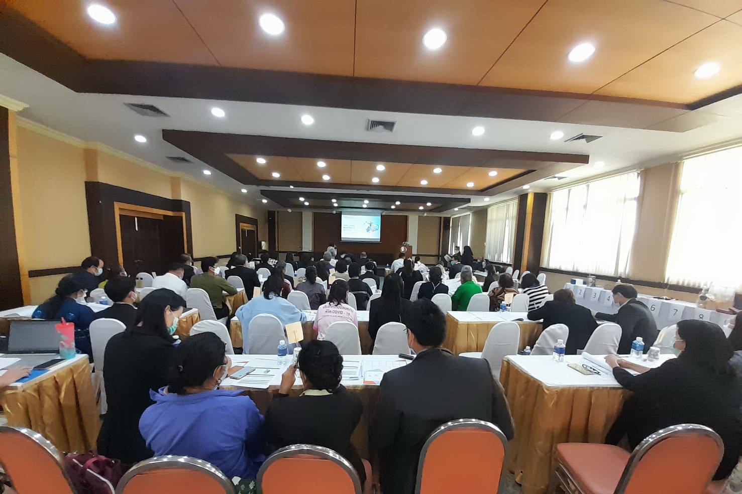 พช.ปทุมธานี “นายประจัญ จันทร์เนตร์ พัฒนาการจังหวัดปทุมธานี ร่วมโครงการ EAU สู่สังคม”