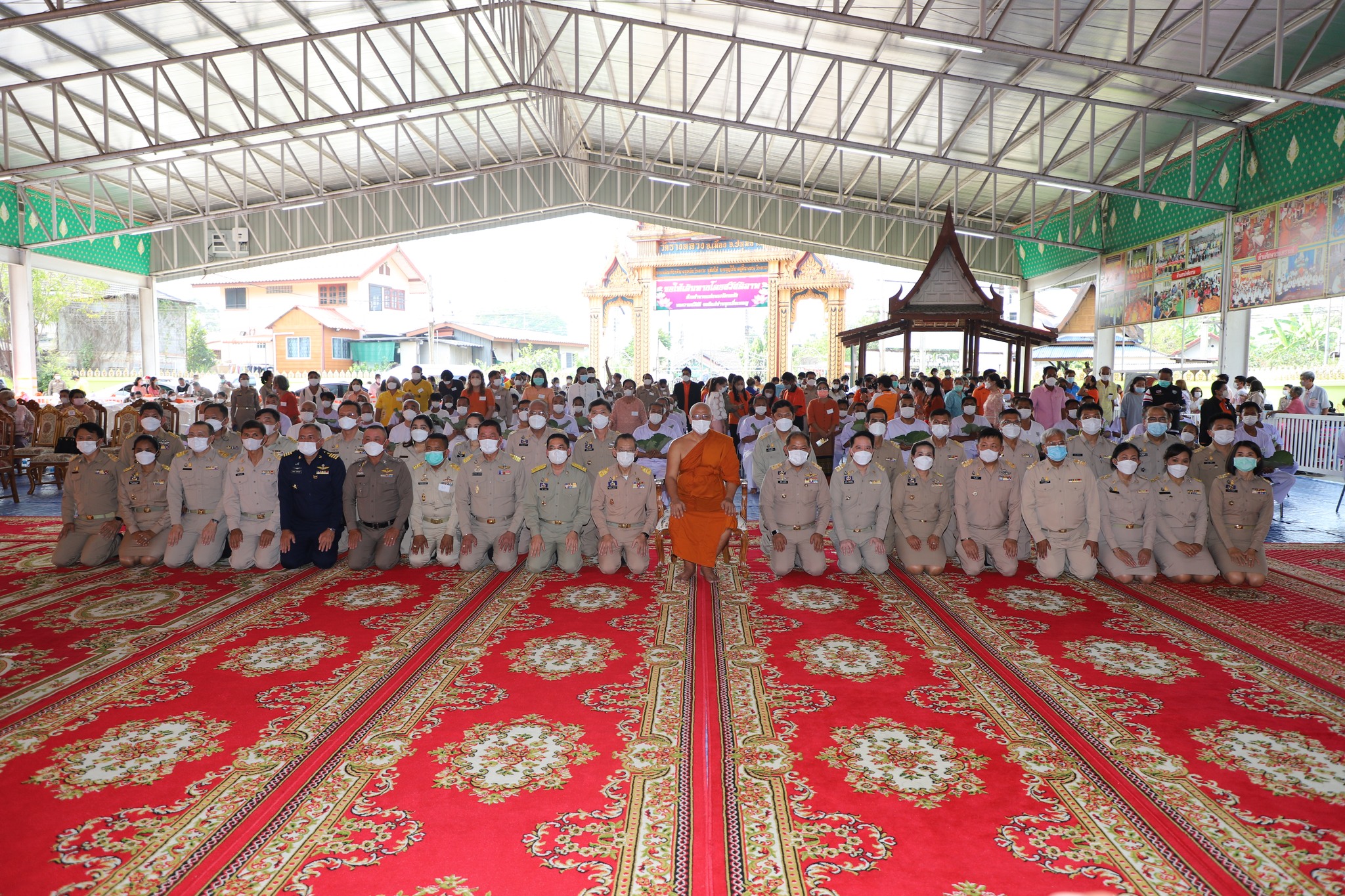 พช.ปทุมธานี “ร่วมประกอบพิธีปลงผมนาค โครงการบรรพชาอุปสมบท ๙๙ รูป เพื่อถวายพระพรชัยมงคลแด่สมเด็จพระเจ้าลูกเธอ เจ้าฟ้าพัชรกิติยาภาฯ ให้ทรงหายจากพระอาการประชวรและทรงมีพระพลานามัยสมบูรณ์แข็งแรงโดยเร็ววัน”