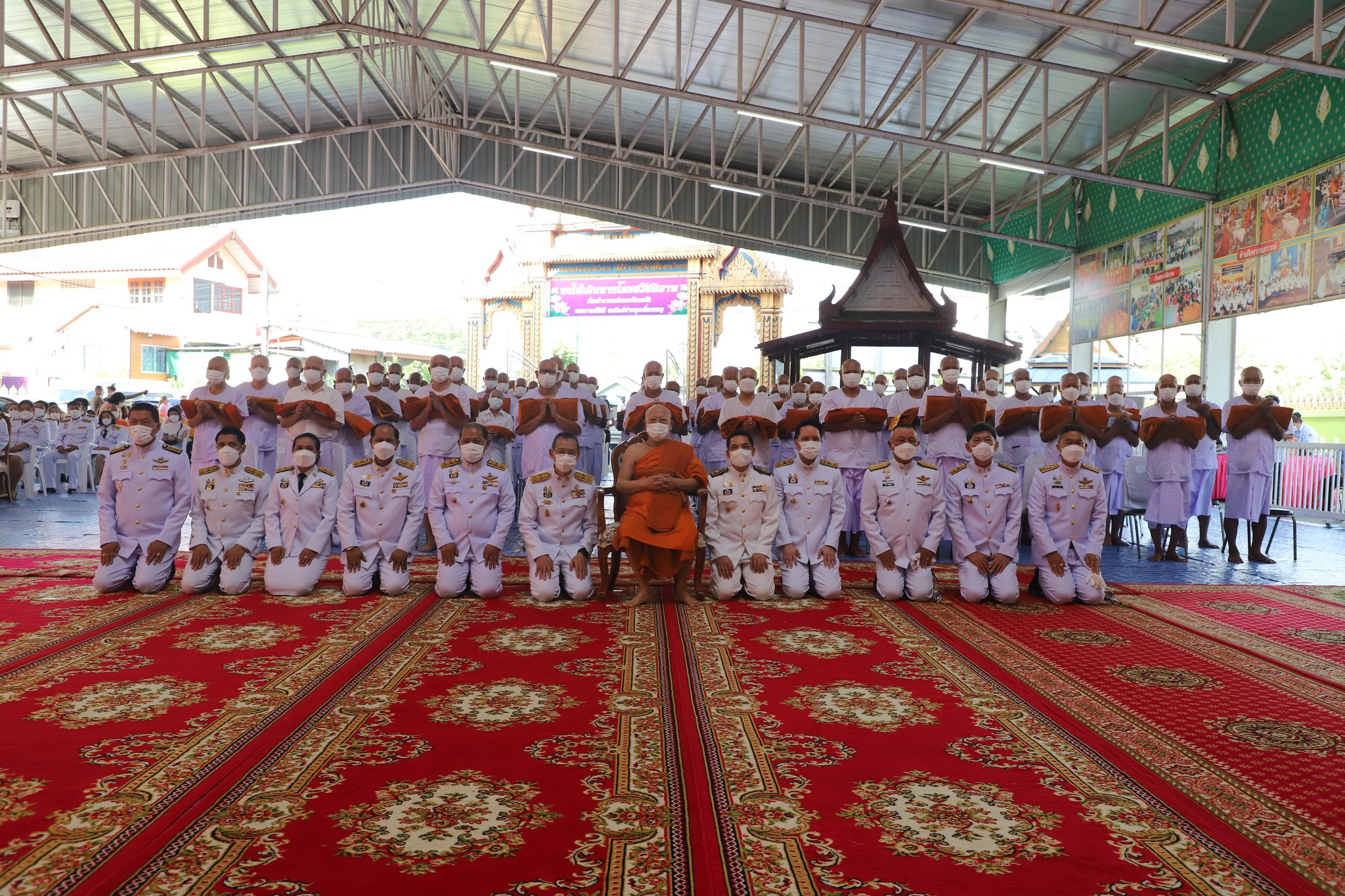 พช.ปทุมธานี “ร่วมพิธีบรรพชาอุปสมบท ๙๙ รูป เพื่อถวายพระพรชัยมงคลแด่สมเด็จพระเจ้าลูกเธอ เจ้าฟ้าพัชรกิติยาภา นเรนทิราเทพยวดี กรมหลวงราชสาริณีสิริพัชร มหาวัชรราชธิดา ให้ทรงหายจากพระอาการประชวร”