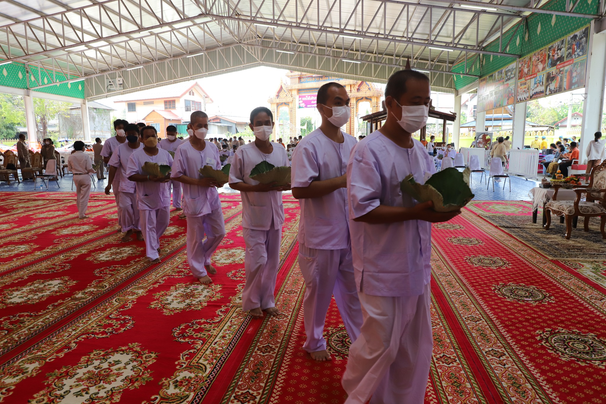 พช.ปทุมธานี “ร่วมประกอบพิธีปลงผมนาค โครงการบรรพชาอุปสมบท ๙๙ รูป เพื่อถวายพระพรชัยมงคลแด่สมเด็จพระเจ้าลูกเธอ เจ้าฟ้าพัชรกิติยาภาฯ ให้ทรงหายจากพระอาการประชวรและทรงมีพระพลานามัยสมบูรณ์แข็งแรงโดยเร็ววัน”