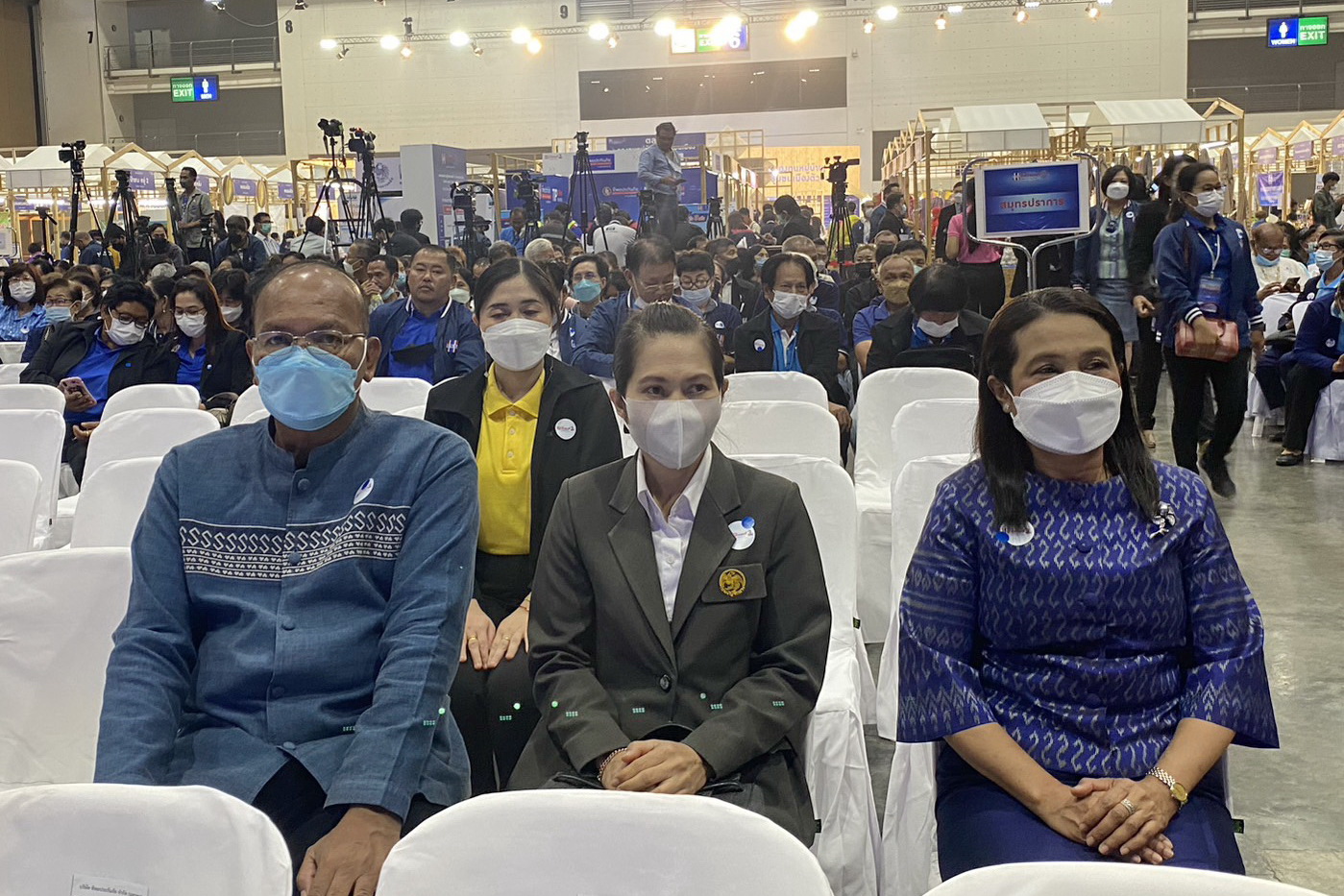 พช.ปทุมธานี “ร่วมงานก้าวสู่ทศวรรษที่ ๓ กองทุนหมู่บ้านและชุมชนเมือง ภายใต้กรอบแนวคิด มุ่งสร้างคุณค่า สู่อนาคตที่ยั่งยืน”