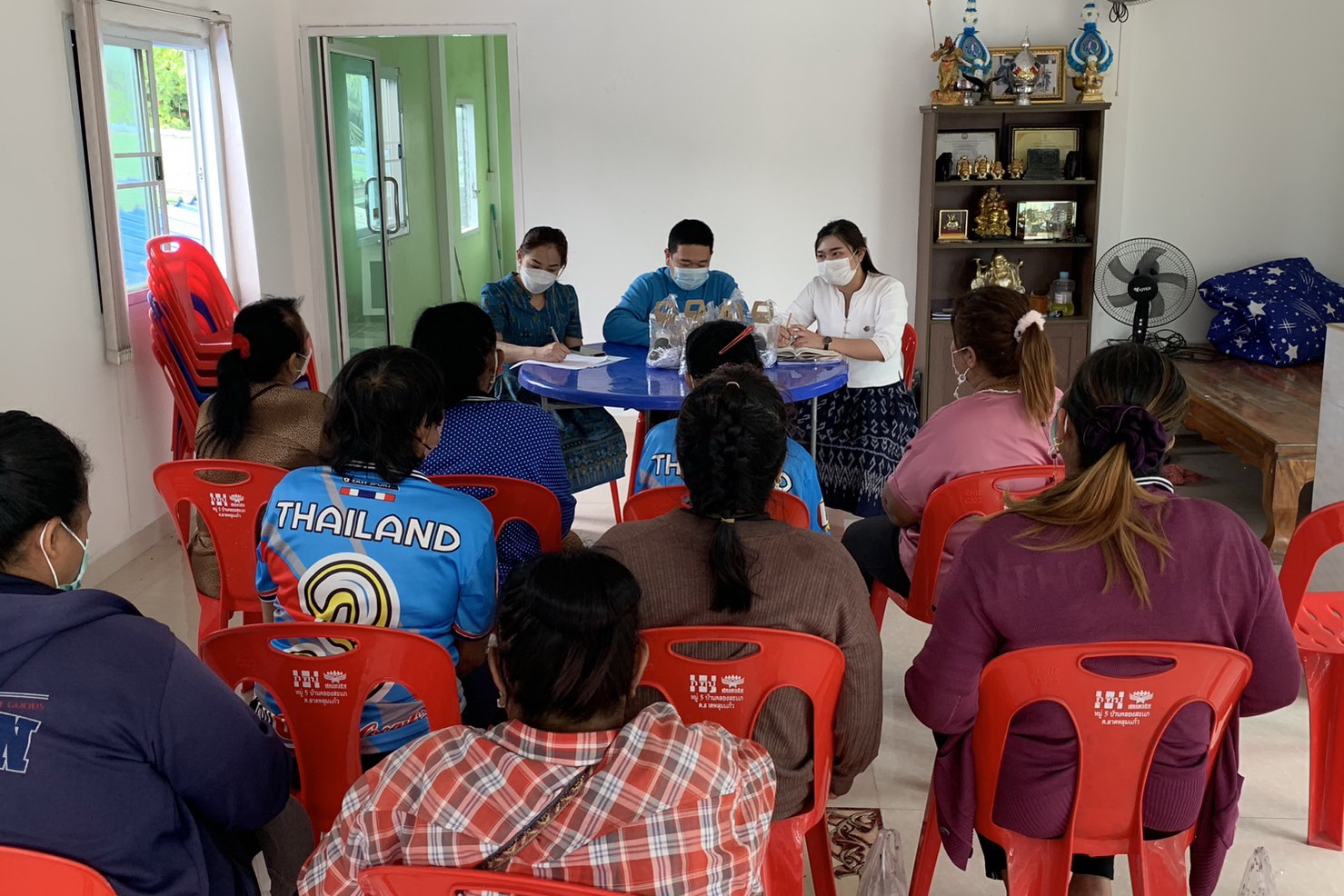 พช.ปทุมธานี “สนับสนุนส่งเสริมเชิงวิชาการการดำเนินงานกลุ่มออมทรัพย์เพื่อการผลิตจังหวัดปทุมธานี”