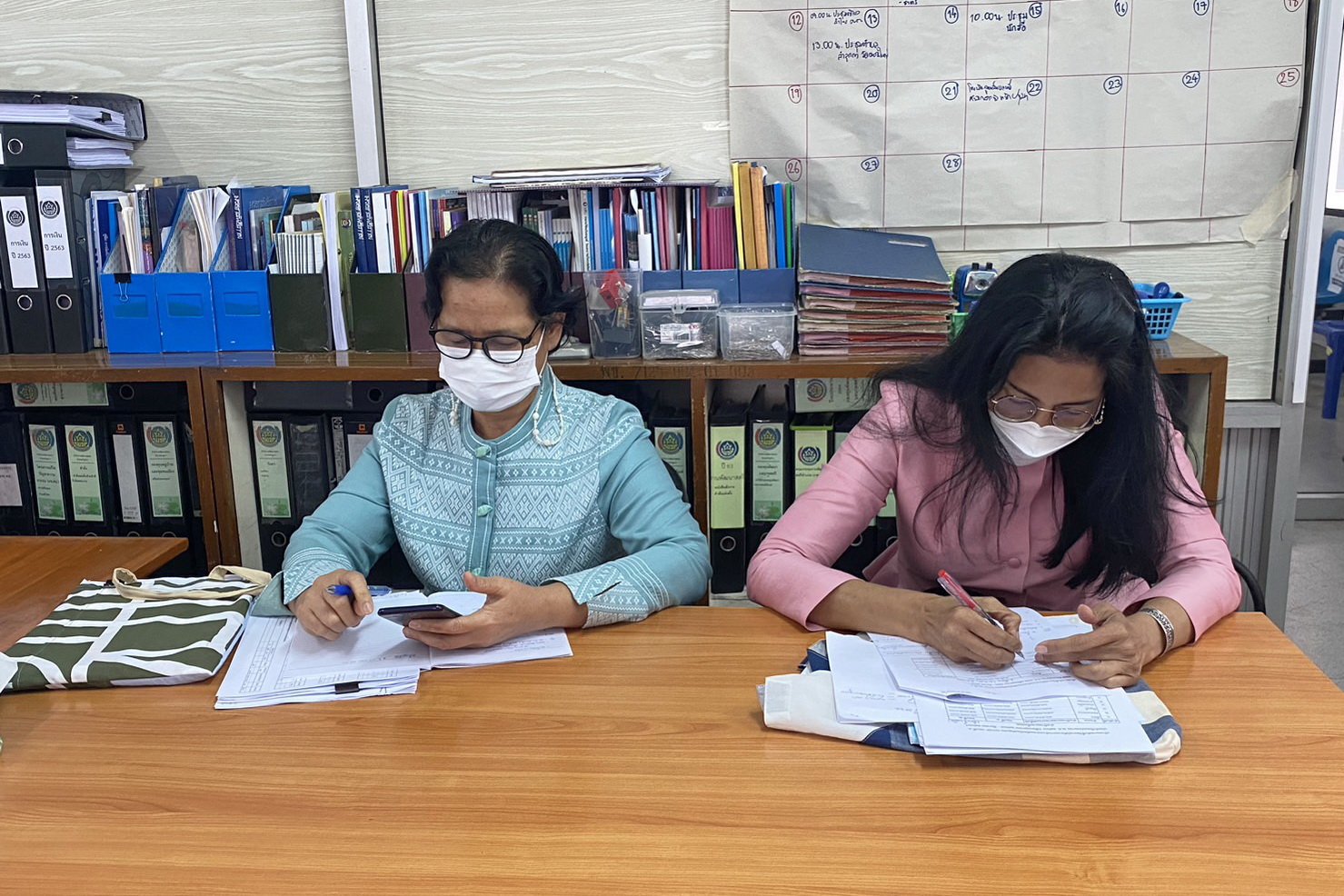 พช.ปทุมธานี “พัฒนาการจังหวัดปทุมธานี ติดตามสนับสนุนการขับเคลื่อนการดำเนินงานสำนักงานพัฒนาชุมชนอำเภอธัญบุรี และสำนักงานพัฒนาชุมชนอำเภอลำลูกกา”