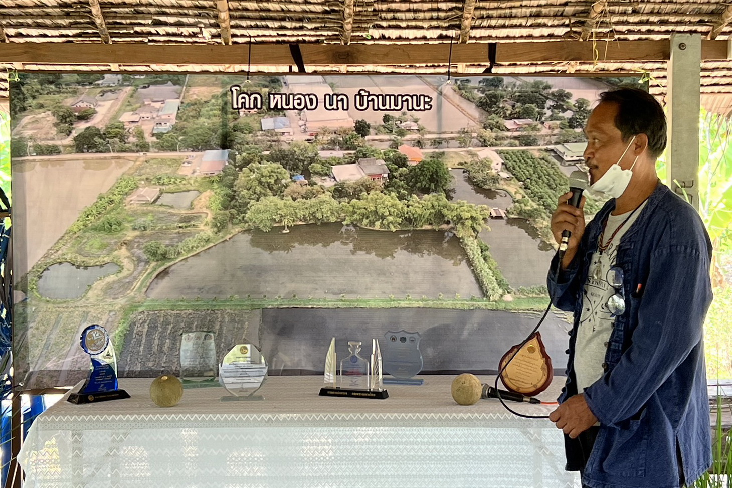 พช.ปทุมธานี “ผู้ตรวจราชการกรมการพัฒนาชุมชน ประชุมตรวจติดตามผลการปฏิบัติราชการร่วมกับสำนักงานพัฒนาชุมชนจังหวัดปทุมธานี”