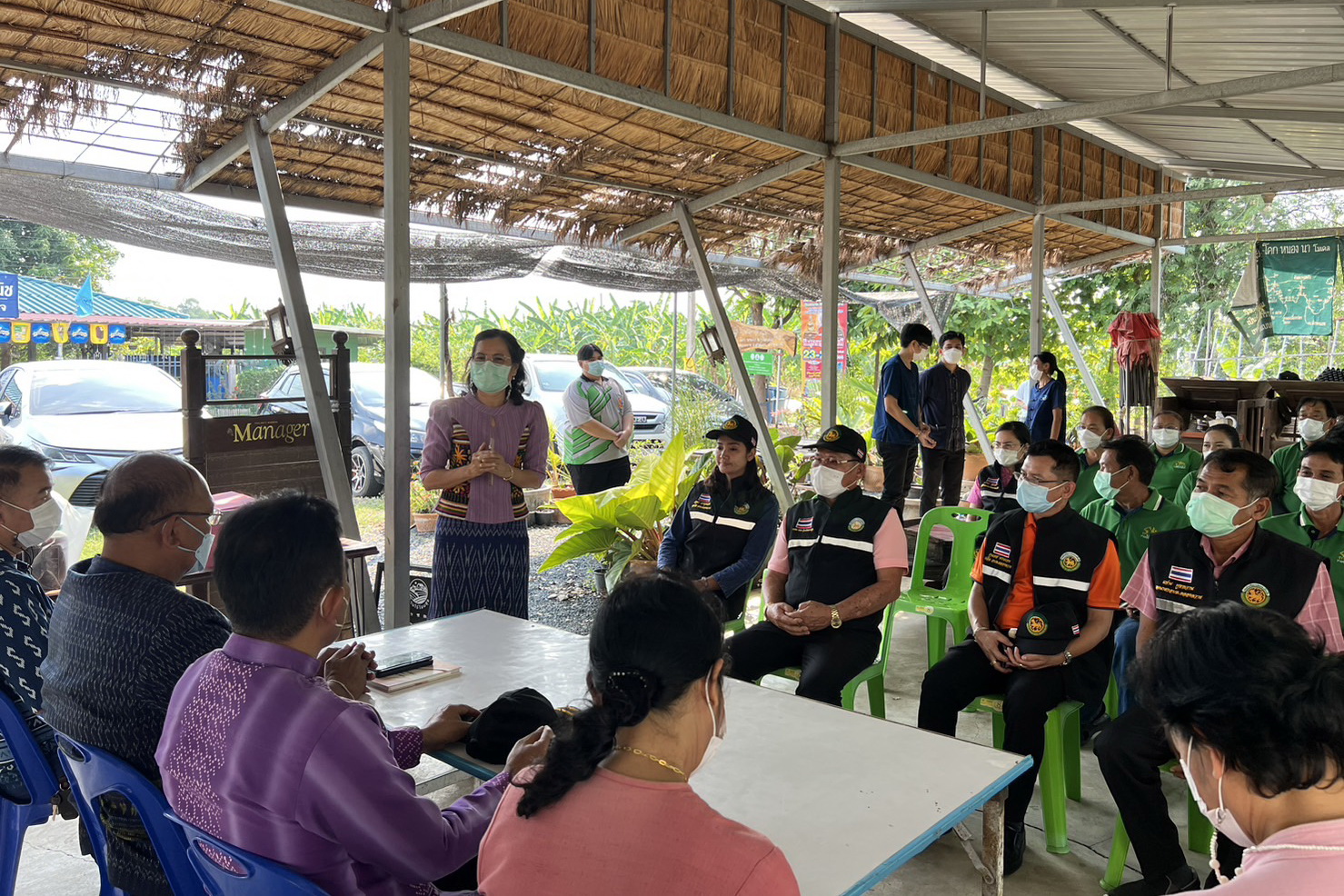 พช.ปทุมธานี “ผู้ตรวจราชการกรมการพัฒนาชุมชน ประชุมตรวจติดตามผลการปฏิบัติราชการร่วมกับสำนักงานพัฒนาชุมชนจังหวัดปทุมธานี”