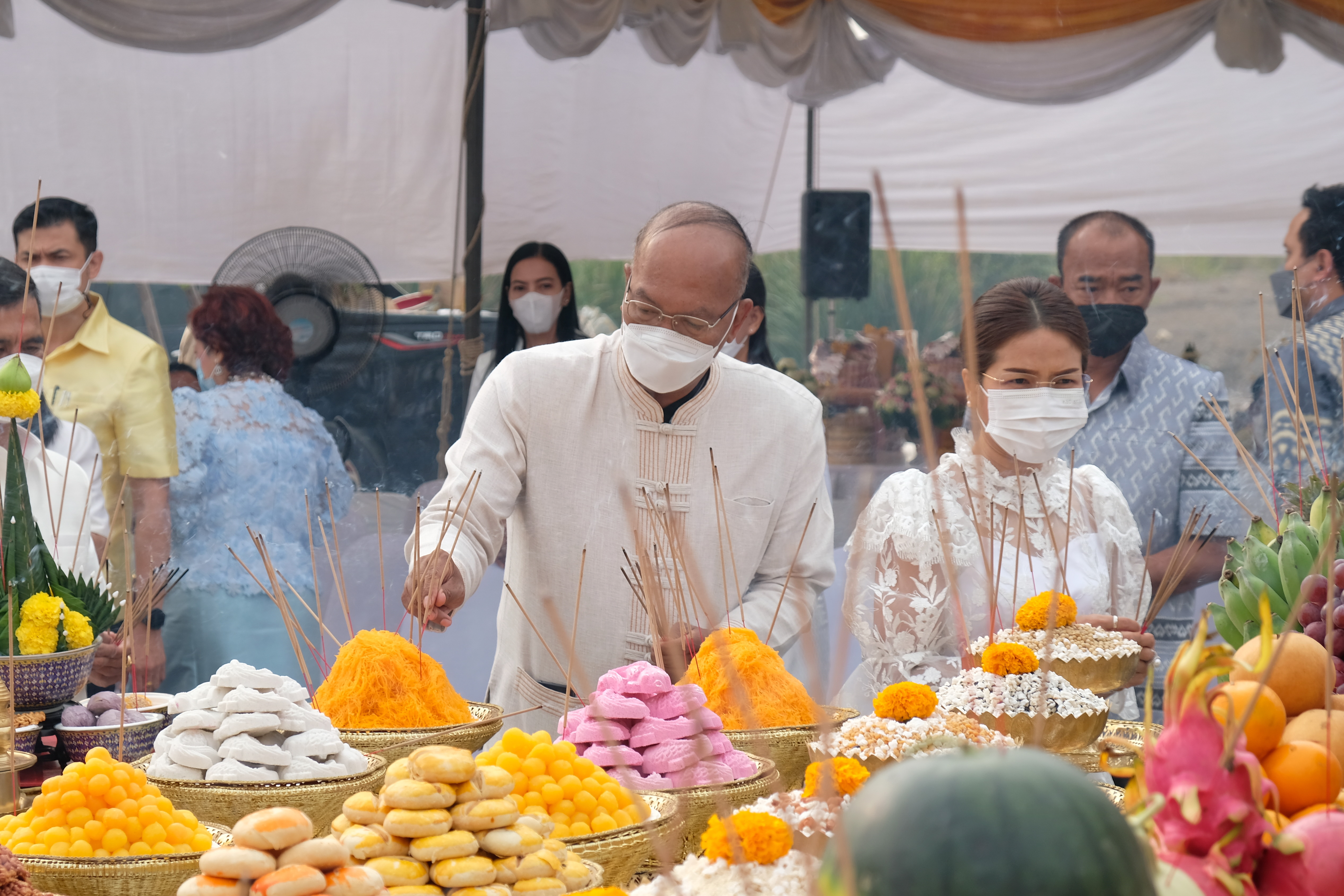 พช.ปทุมธานี “ร่วมพิธีวางศิลาฤกษ์อุโบสถวัดบางหลวงหัวป่า สาขาวัดระฆังโฆสิตาราม”
