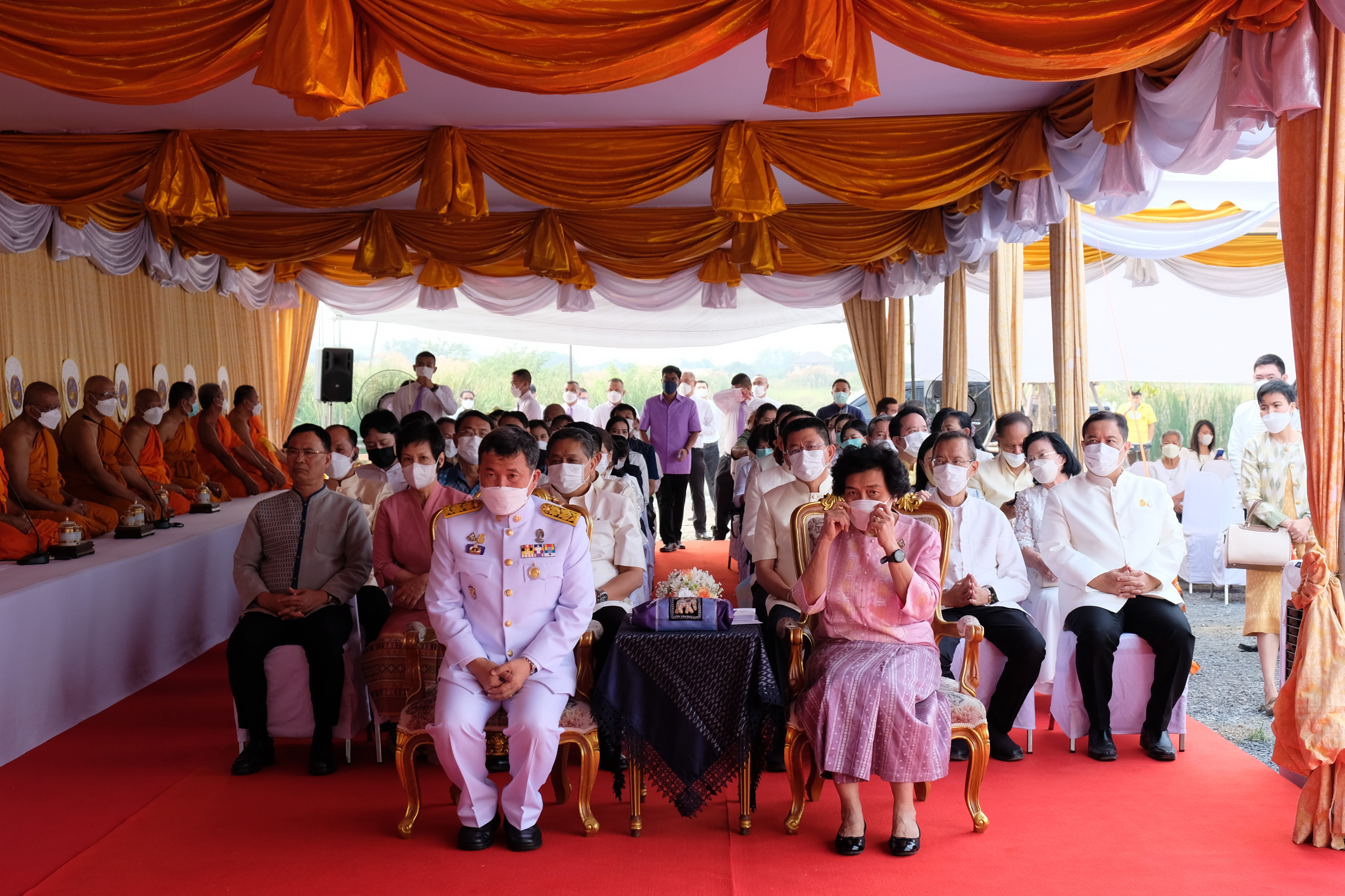 พช.ปทุมธานี “ร่วมพิธีวางศิลาฤกษ์อุโบสถวัดบางหลวงหัวป่า สาขาวัดระฆังโฆสิตาราม”