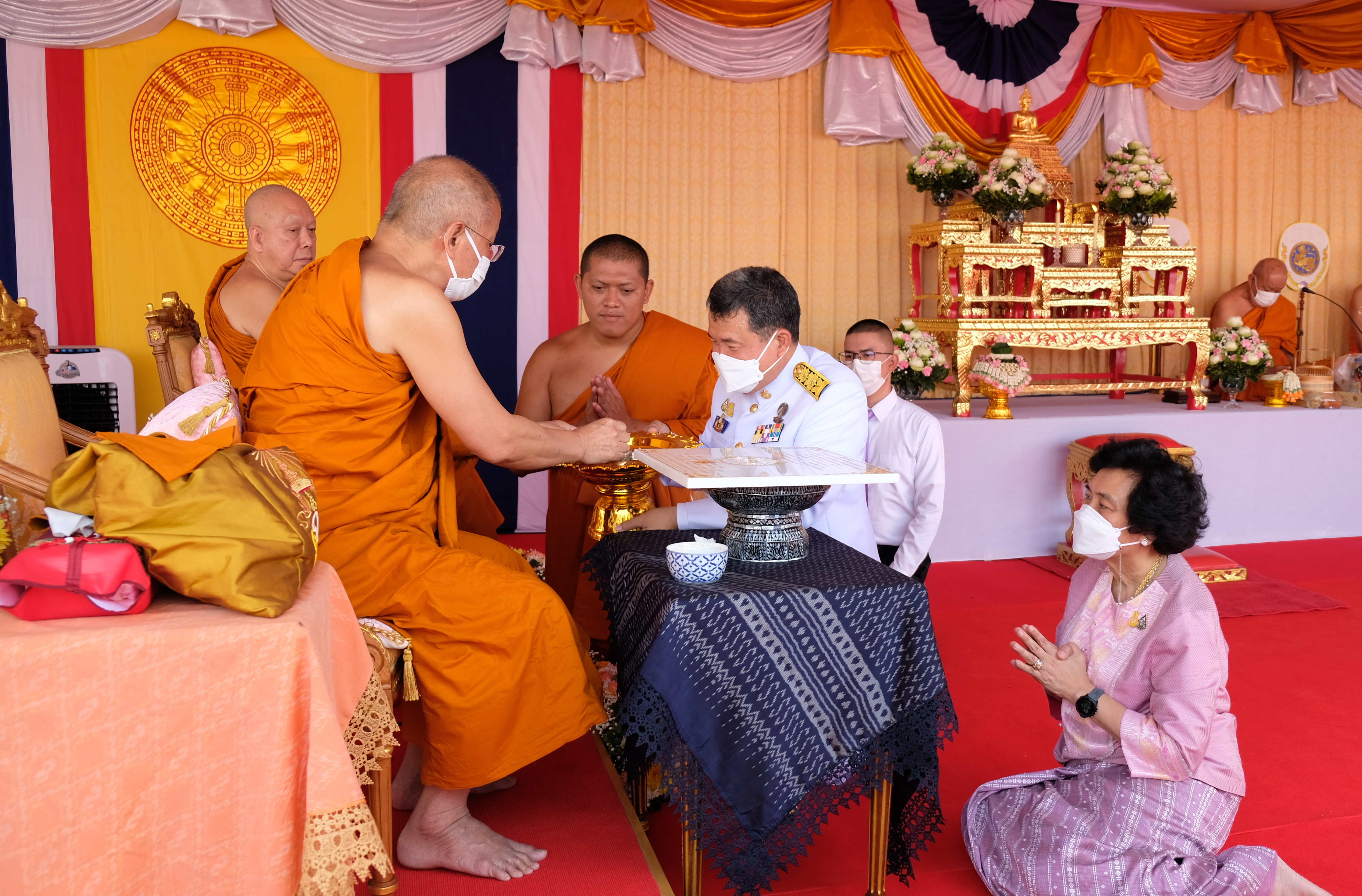 พช.ปทุมธานี “ร่วมพิธีวางศิลาฤกษ์อุโบสถวัดบางหลวงหัวป่า สาขาวัดระฆังโฆสิตาราม”