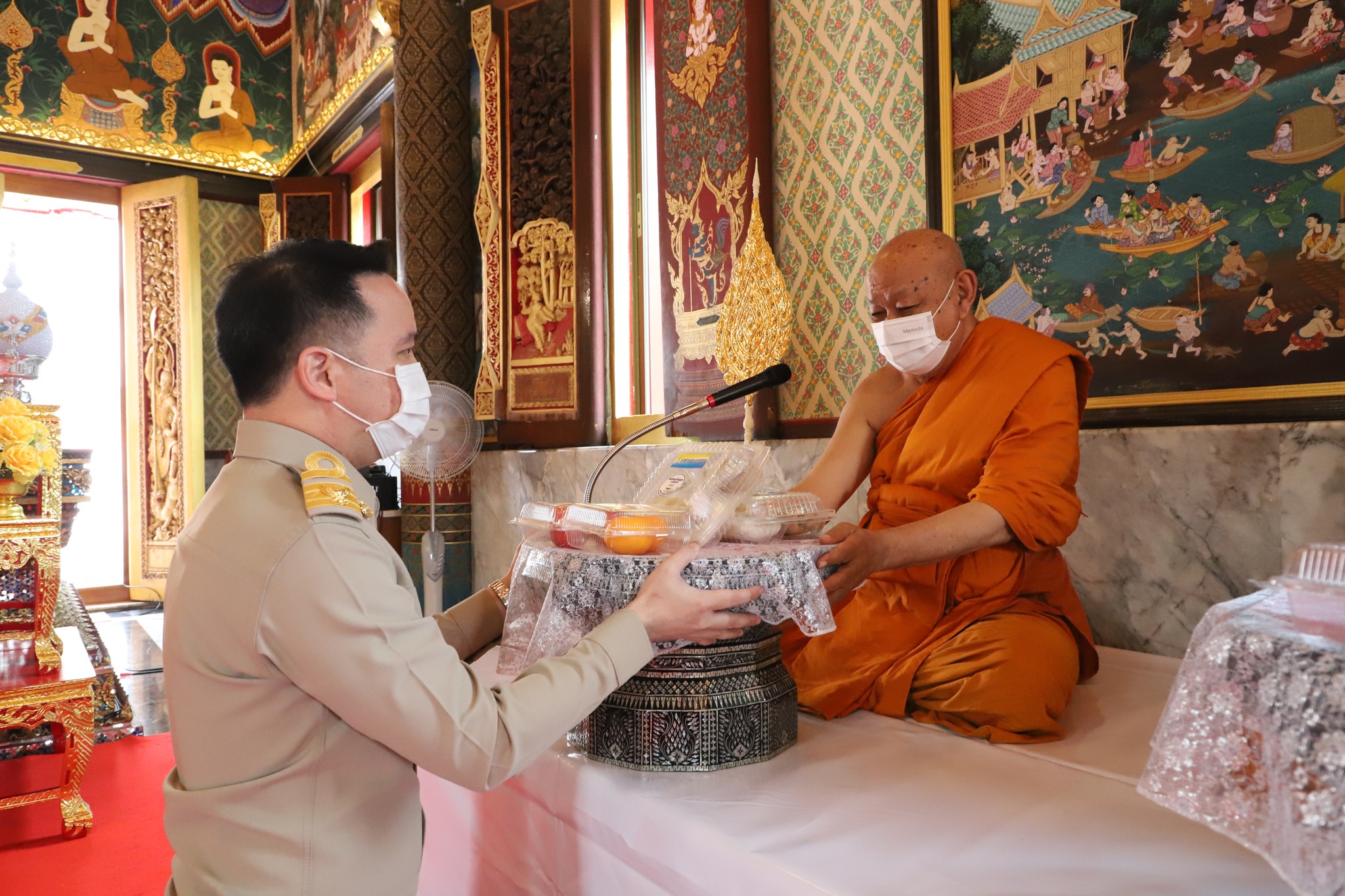 พช.ปทุมธานี “พระบาทสมเด็จพระเจ้าอยู่หัว ทรงพระกรุณาโปรดเกล้าฯ พระราชทานภัตตาหารถวายแด่พระภิกษุ สามเณร ผู้เข้าสอบบาลีสนามหลวง จังหวัดปทุมธานี”