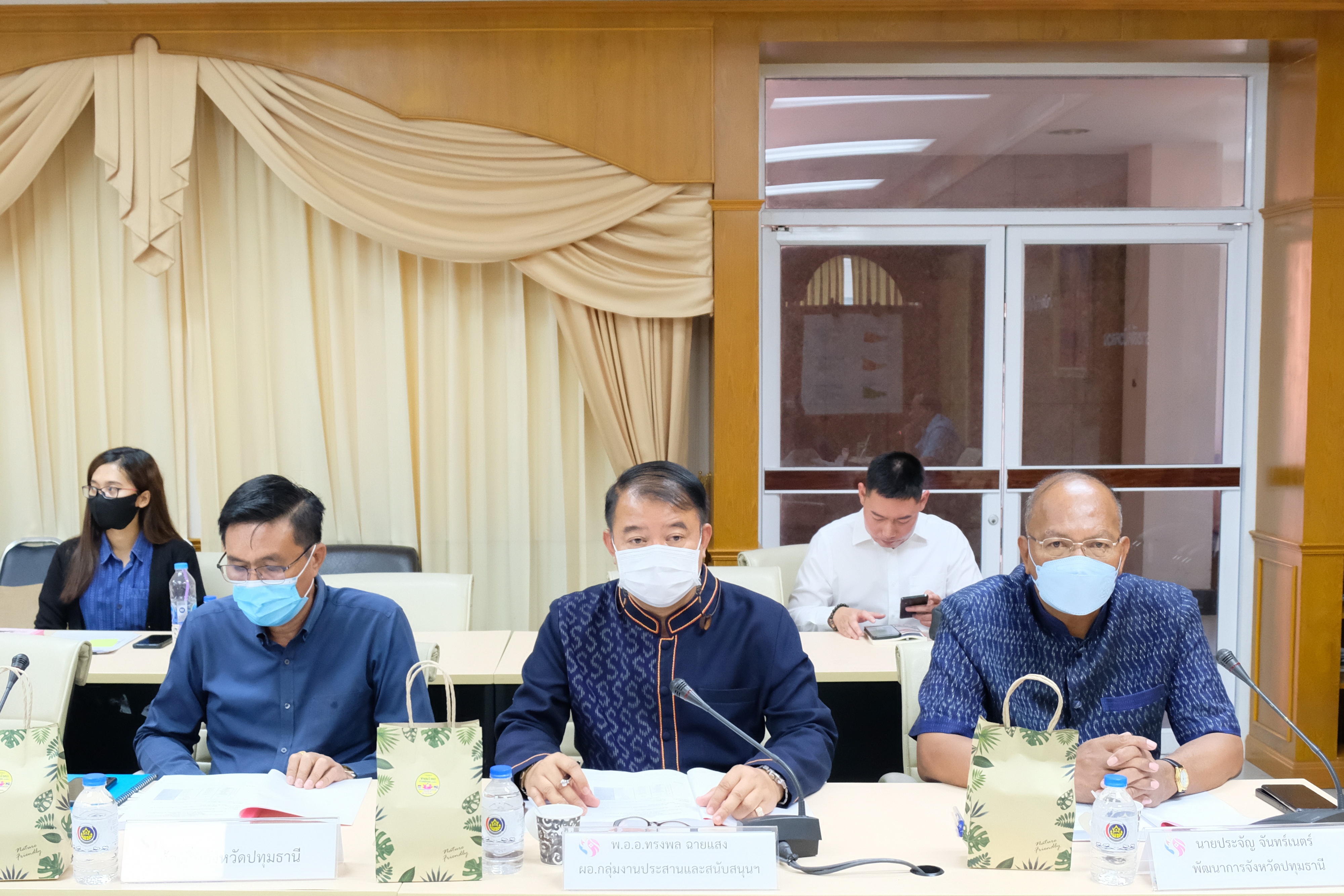 พช.ปทุมธานี “ประชุมคณะอนุกรรมการบริหารกองทุนพัฒนาบทบาทสตรีระดับจังหวัด จังหวัดปทุมธานี ครั้งที่ ๒/๒๕๖๖”