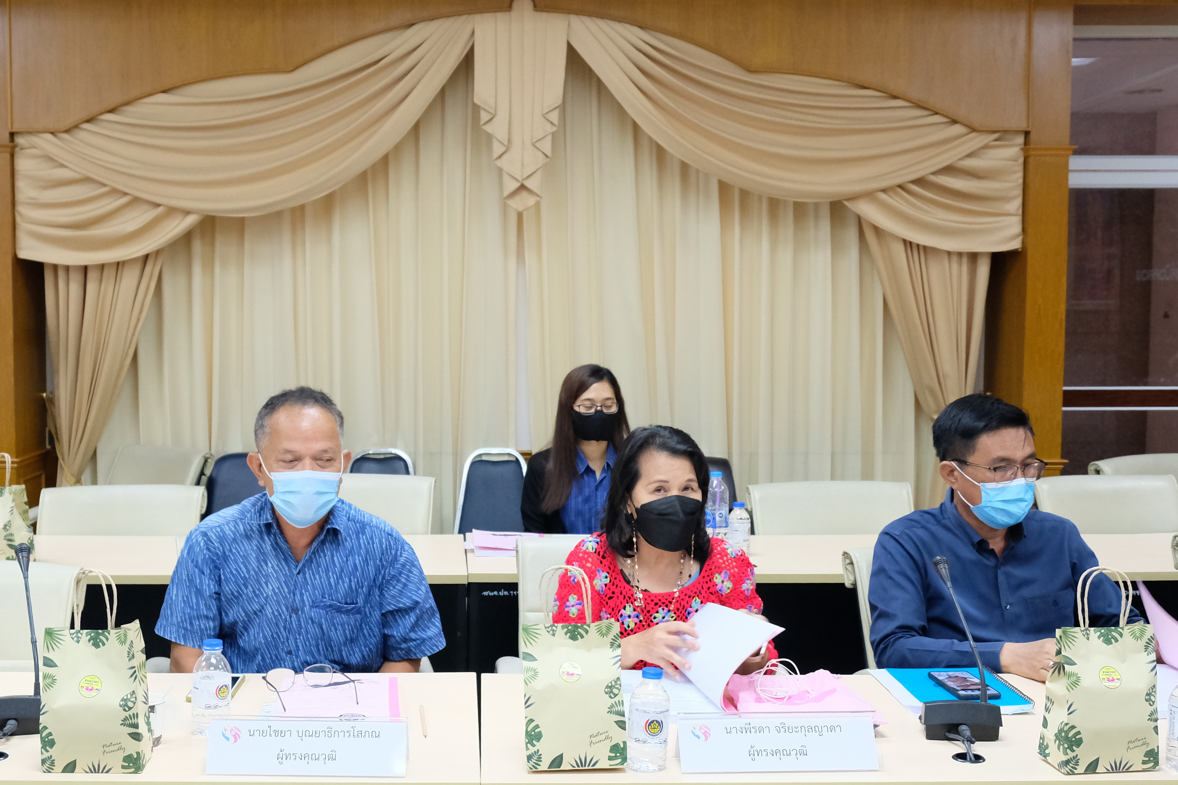 พช.ปทุมธานี “ประชุมคณะอนุกรรมการบริหารกองทุนพัฒนาบทบาทสตรีระดับจังหวัด จังหวัดปทุมธานี ครั้งที่ ๒/๒๕๖๖”