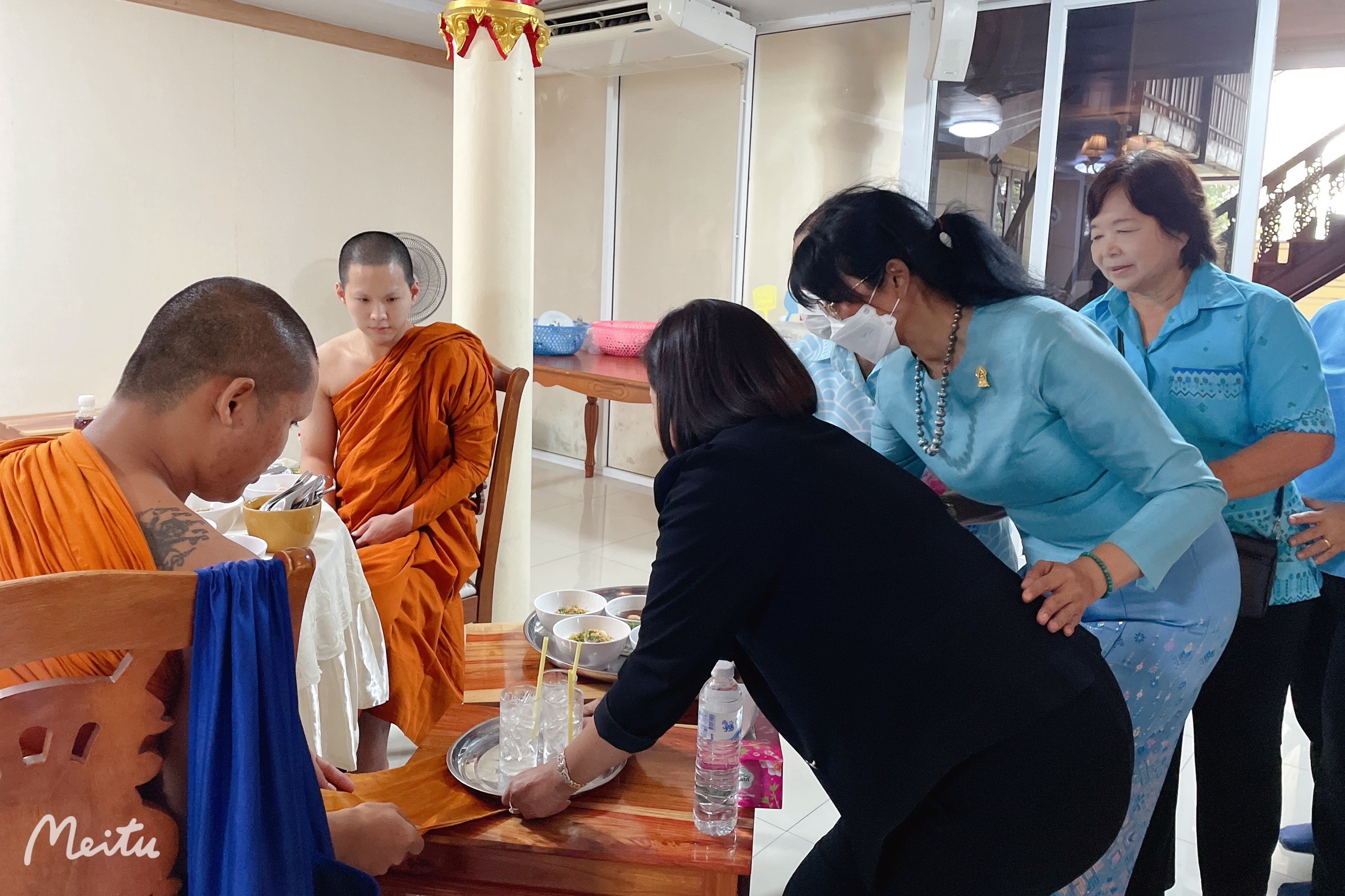 พช.ปทุมธานี “ขับเคลื่อนพลังสตรีปทุมธานี สร้างชุมชนเข้มแข็ง วันสตรีสากล ประจำปี ๒๕๖๖”